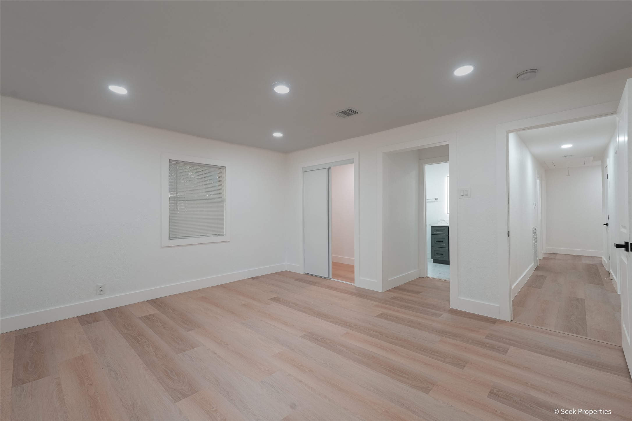 7942 Hammerly Boulevard Property Photo 16
