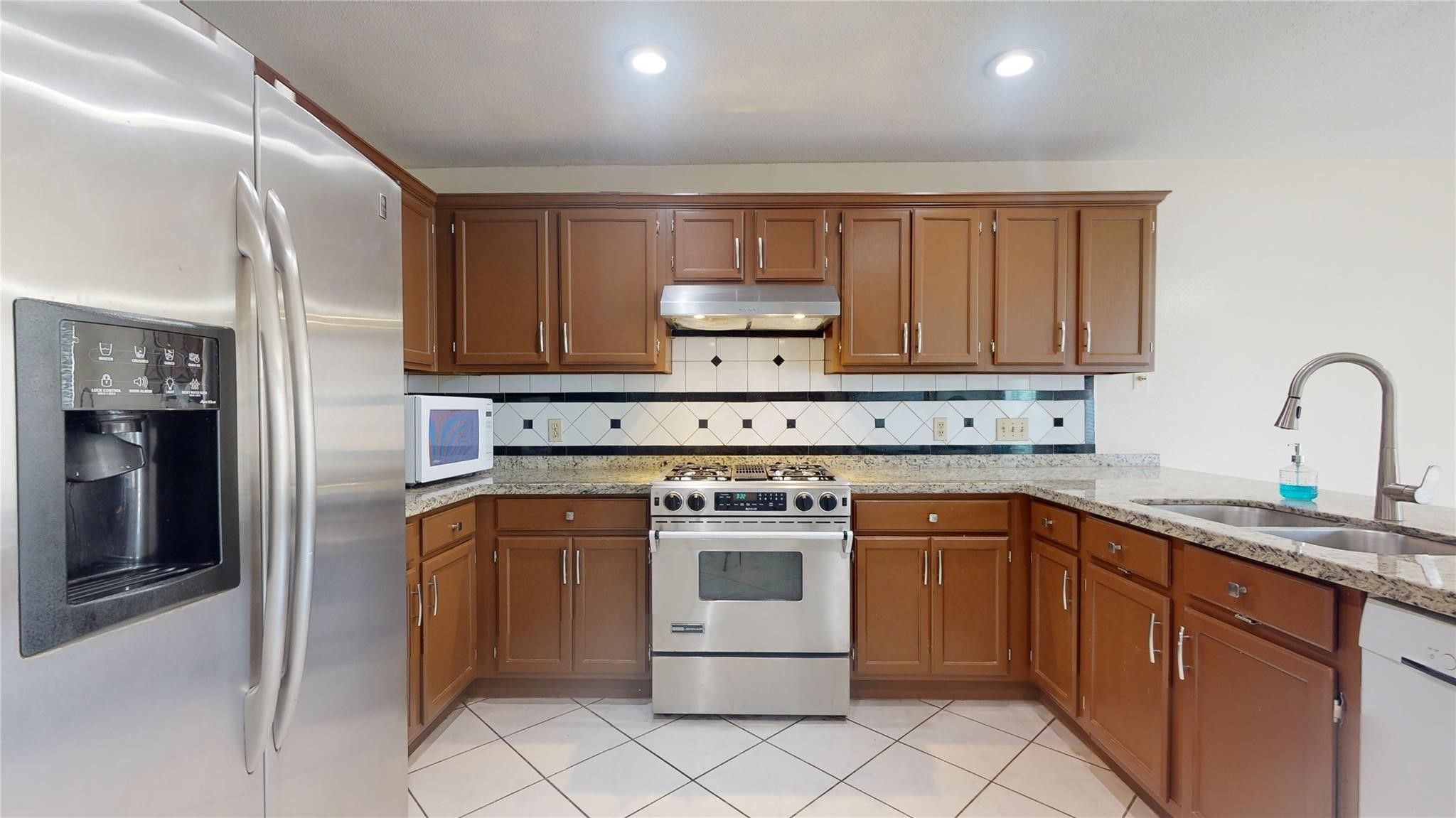 13202 Terralyn Way Property Photo 6
