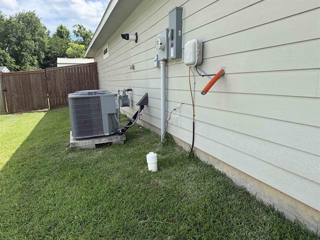 345 Silver Bridge Court Property Photo 4