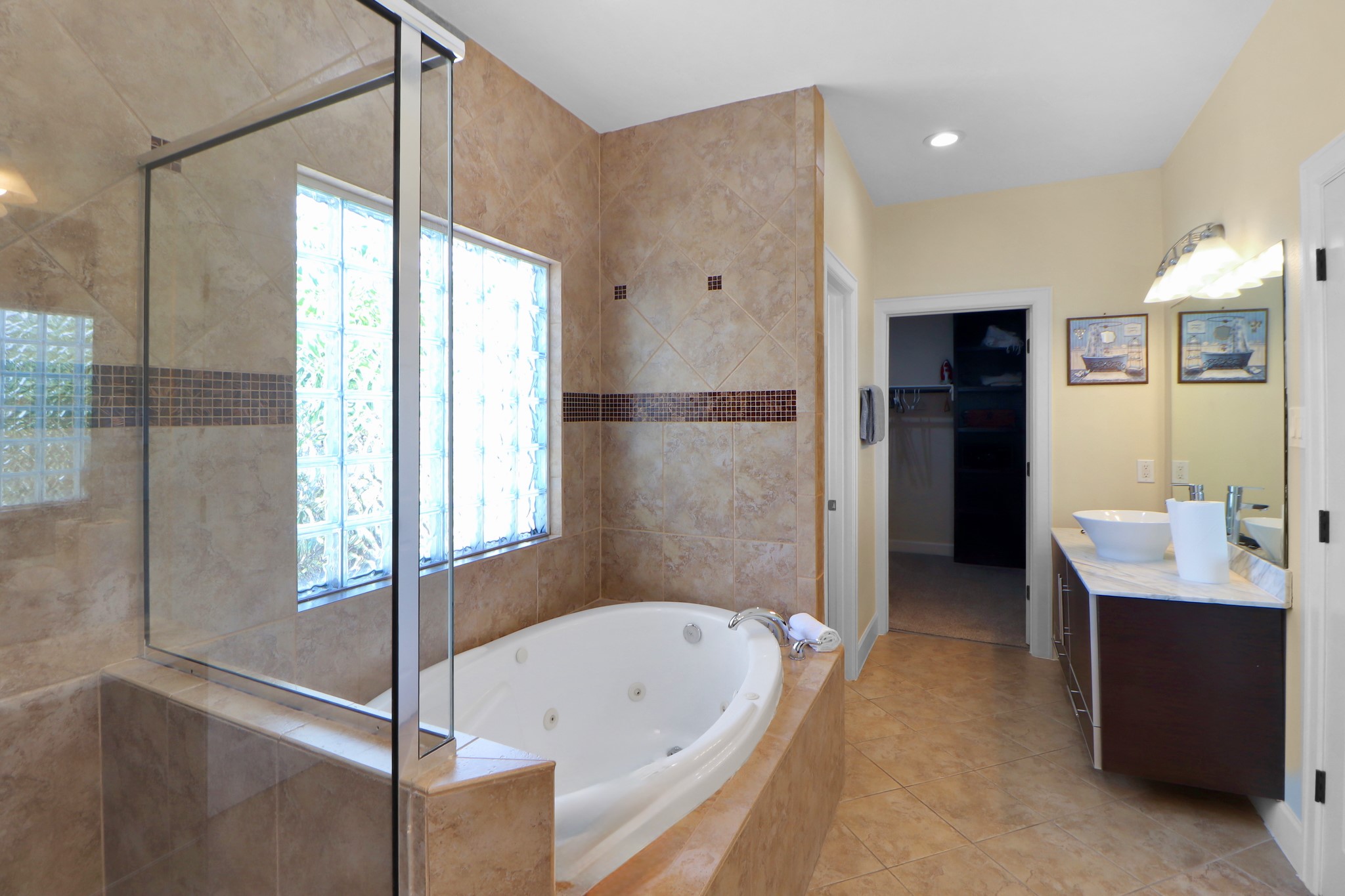 3045 Clinton Drive Property Photo 16