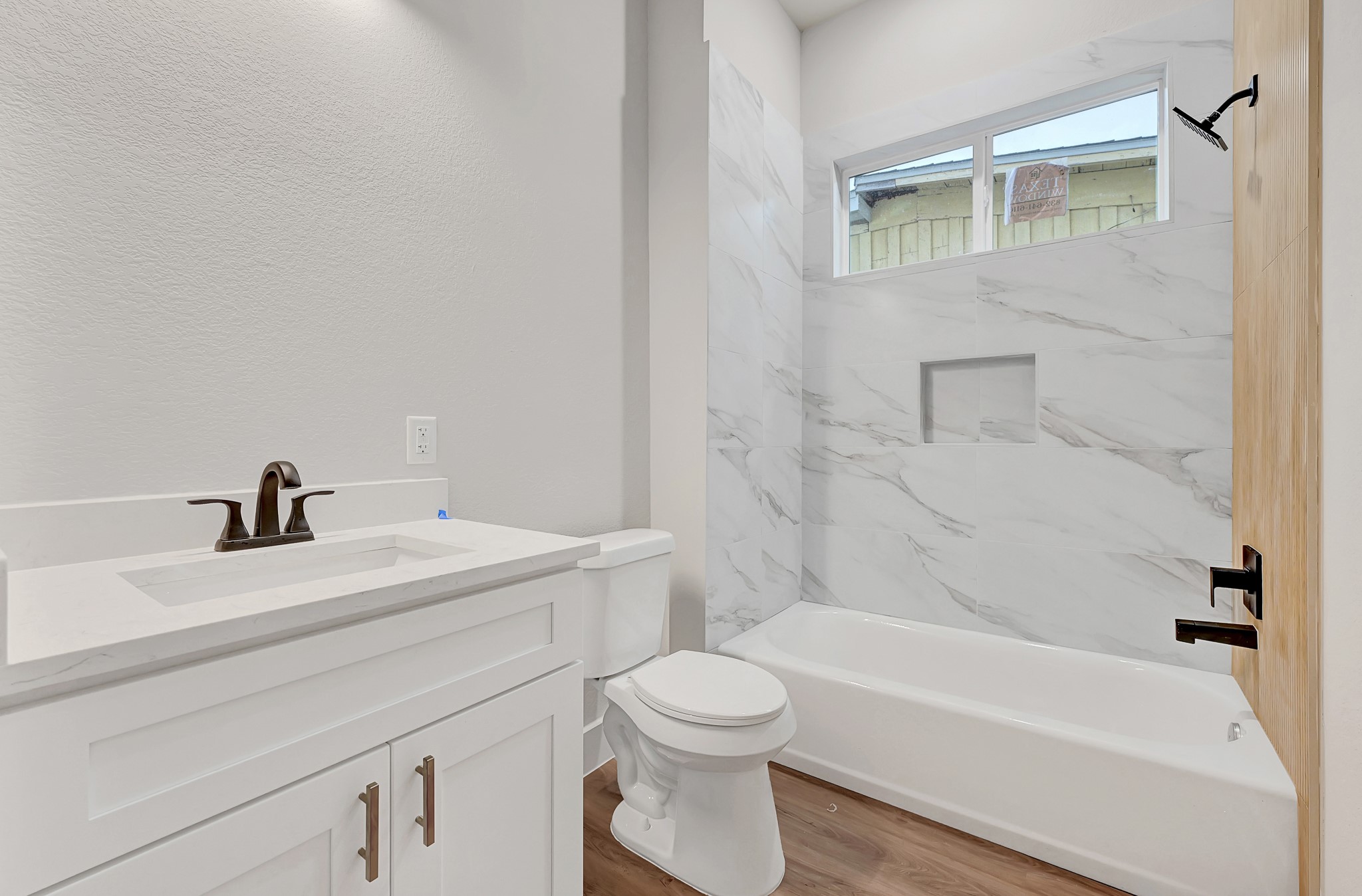 112 S San Jacinto Street Property Photo 8