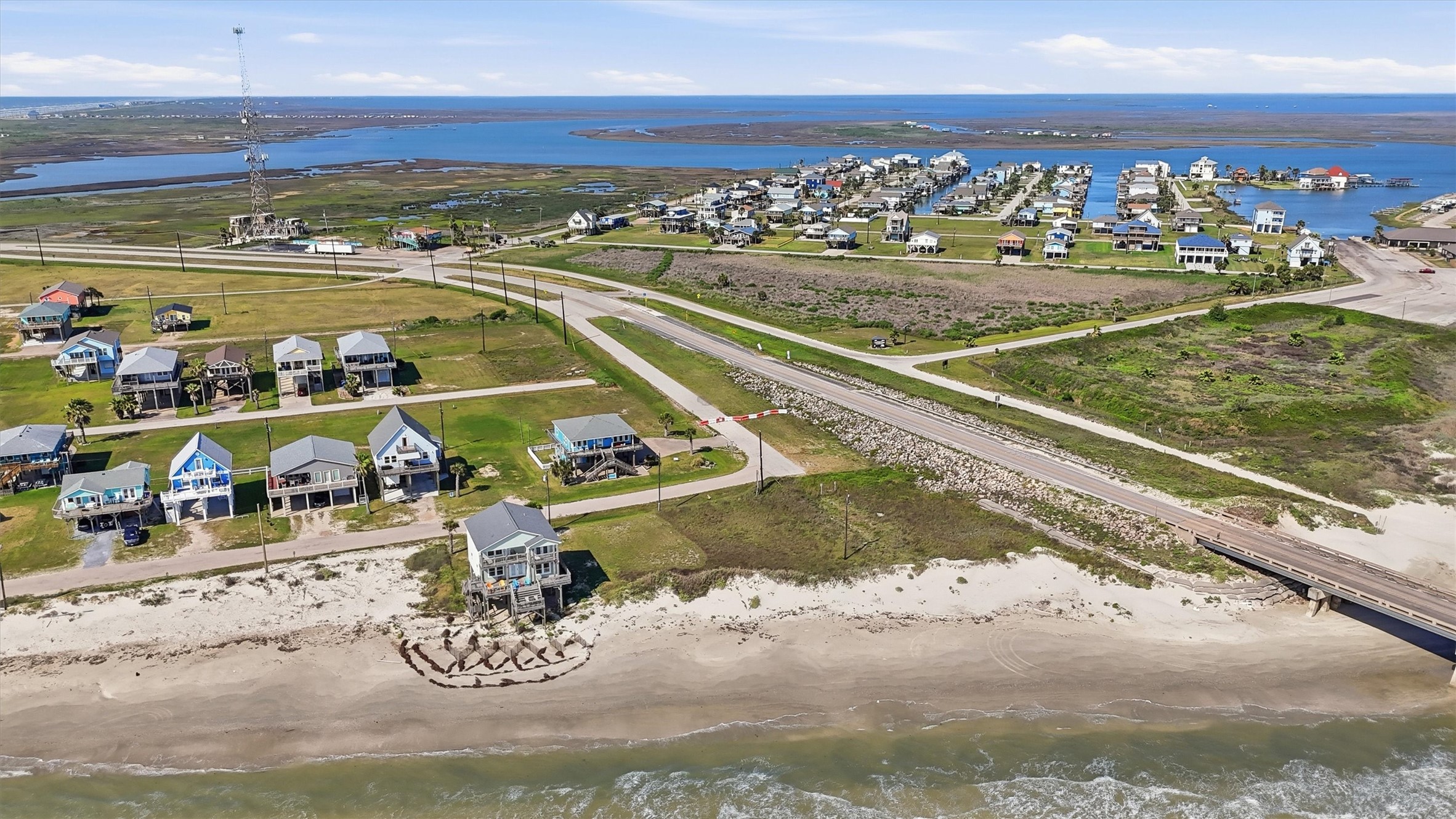 13238 Gulf Beach Dr Property Photo 12