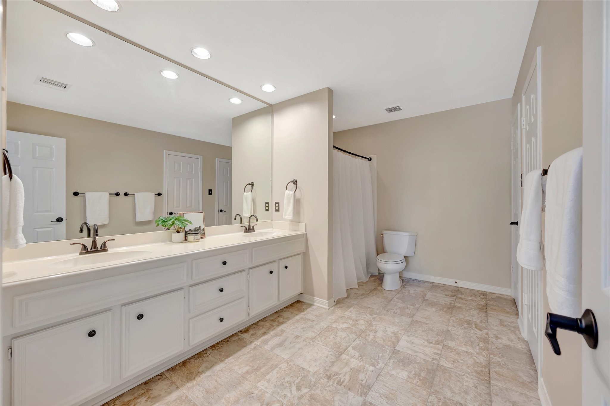 15403 Willow Shores Drive Property Photo 33