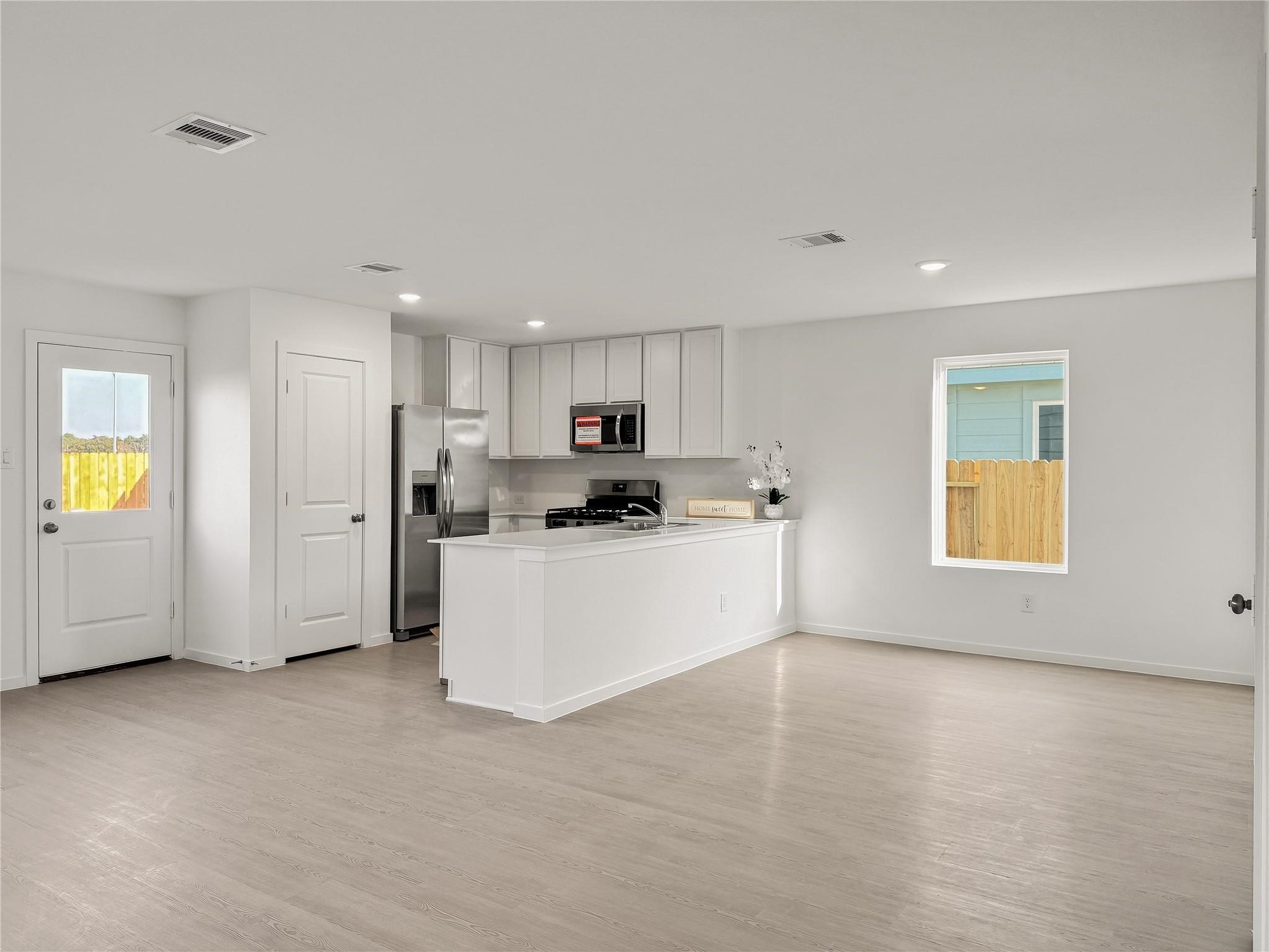 12430 Wild Strawberry Road Property Photo 6