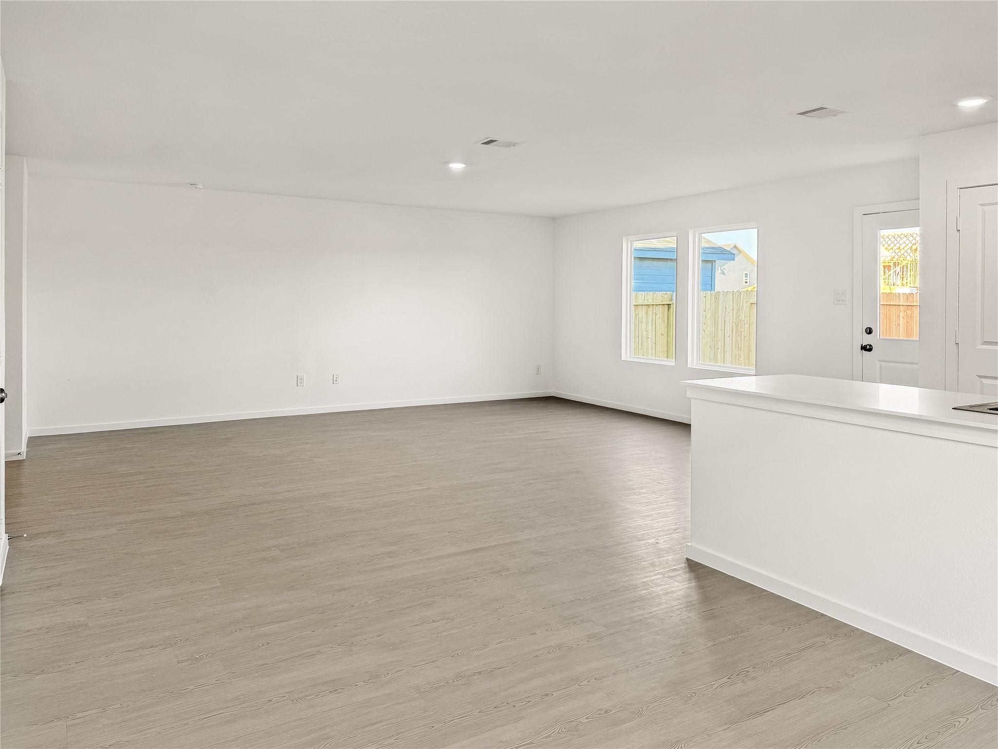 12430 Wild Strawberry Road Property Photo 8