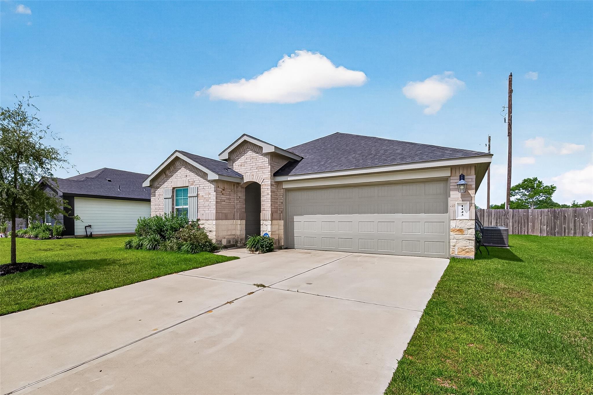 1143 Buffalograss Trail Property Photo 5