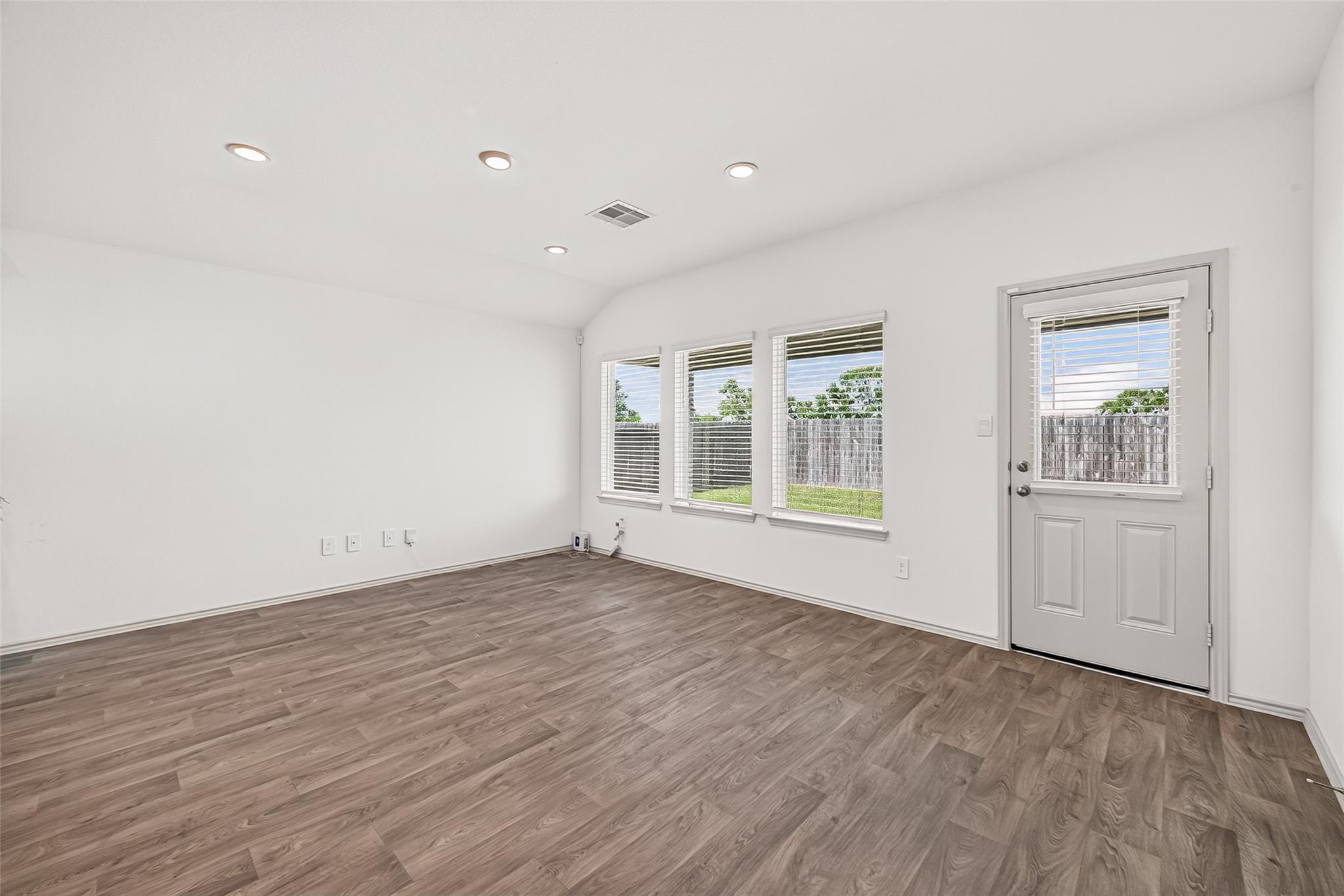 1143 Buffalograss Trail, Sealy Tx 77474 Property Photo 30
