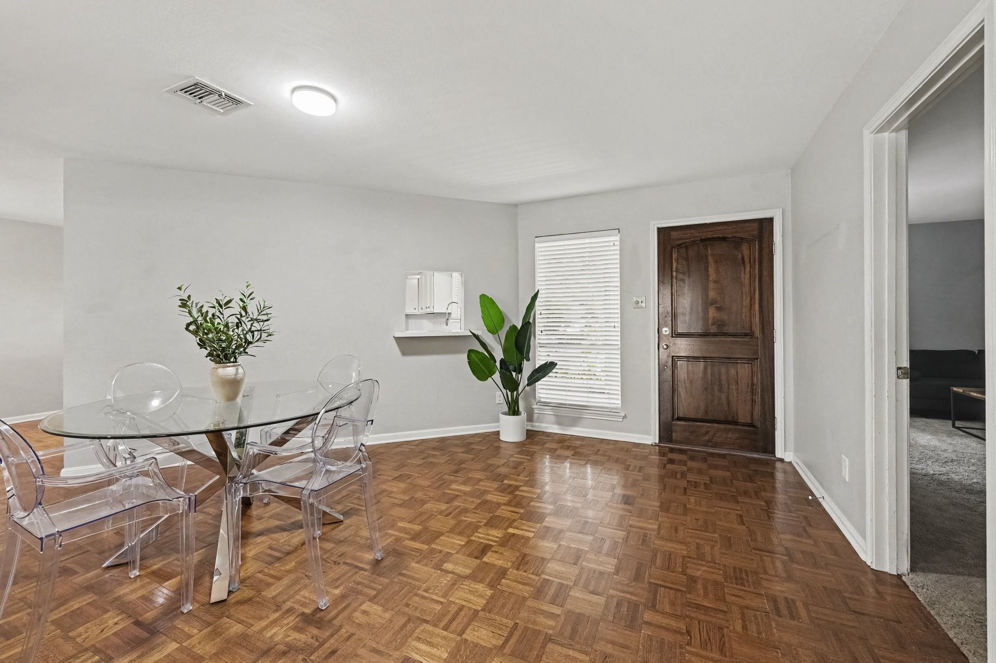 21307 Park Tree Lane Property Photo 7