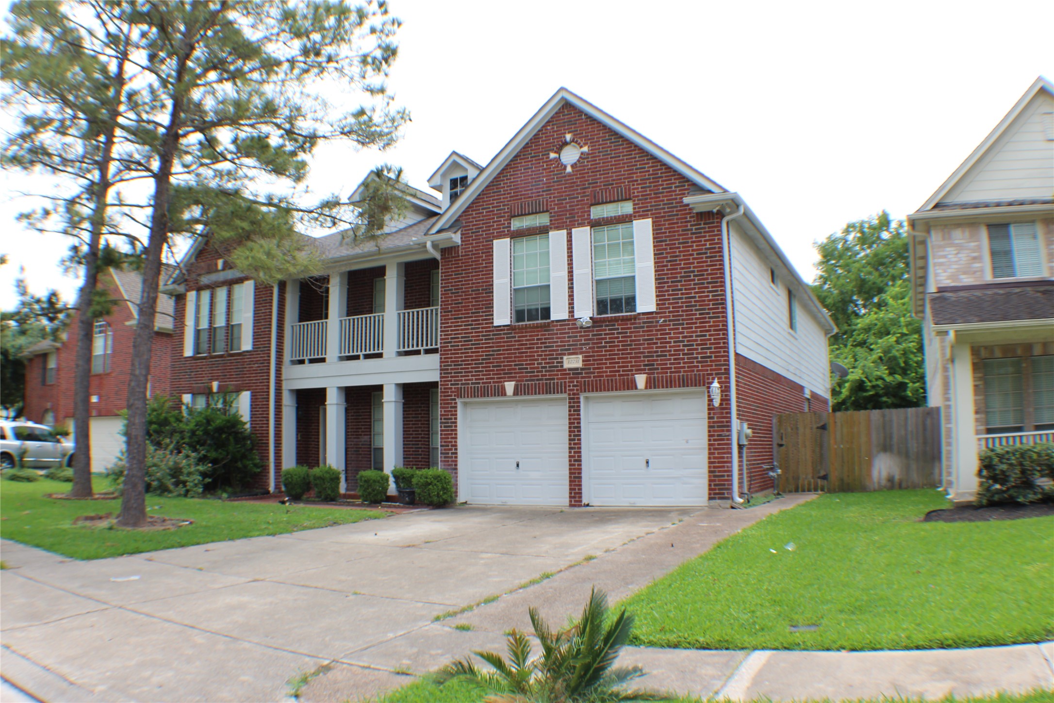 12231 Ashford Park Drive Property Photo 4