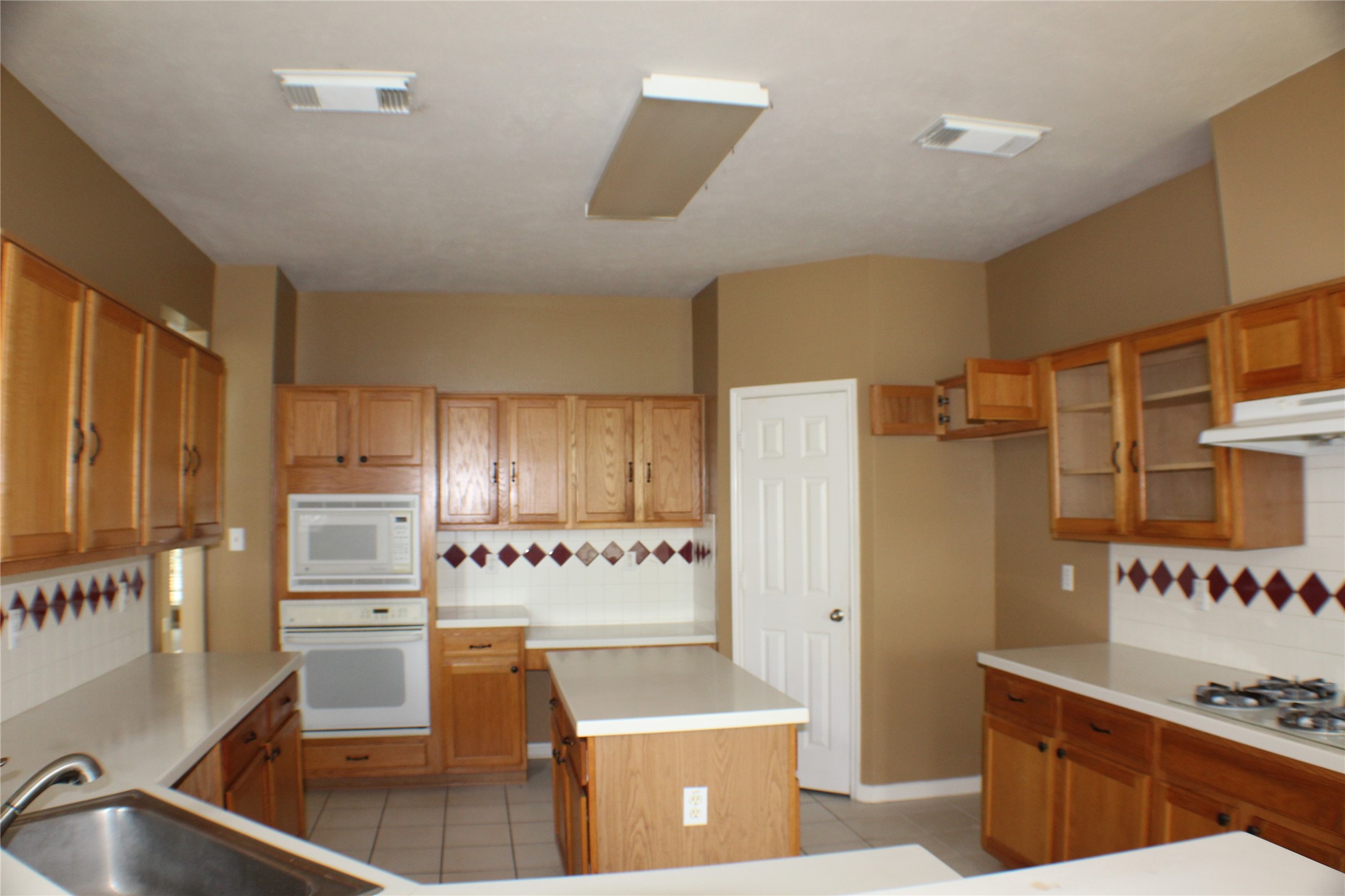 12231 Ashford Park Drive Property Photo 15