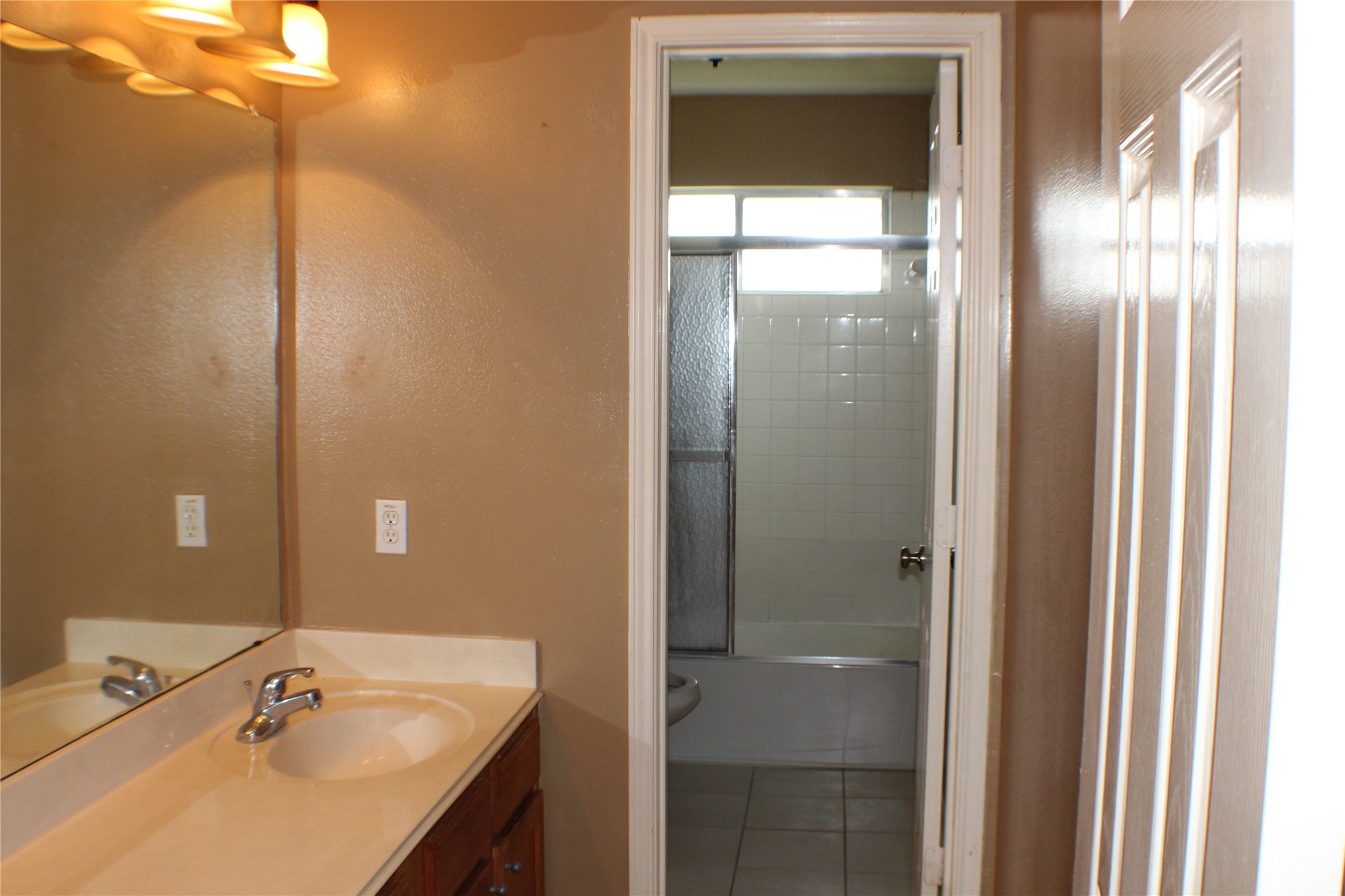 12231 Ashford Park Drive Property Photo 32