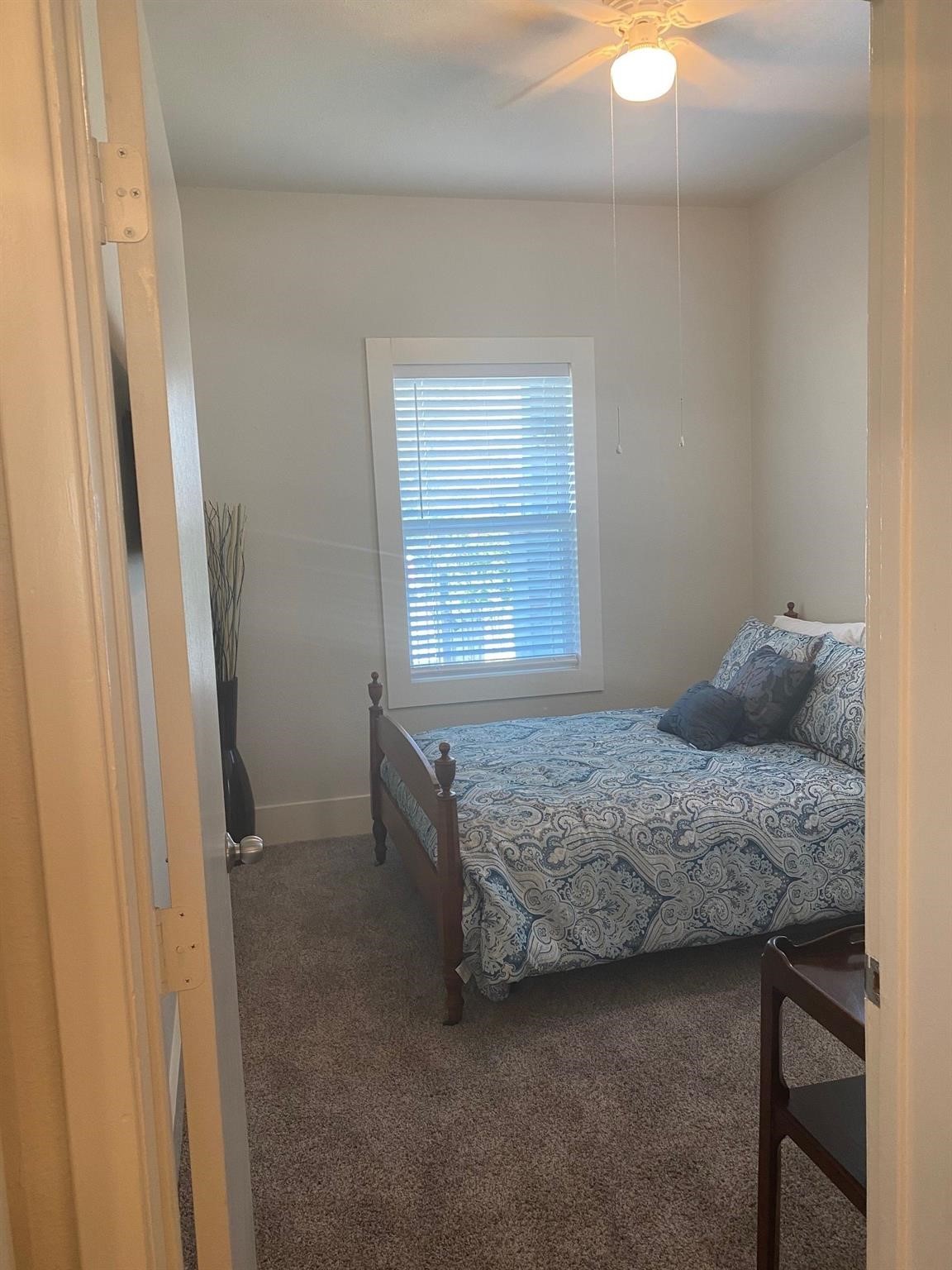 2708 Winbern Street Property Photo 6