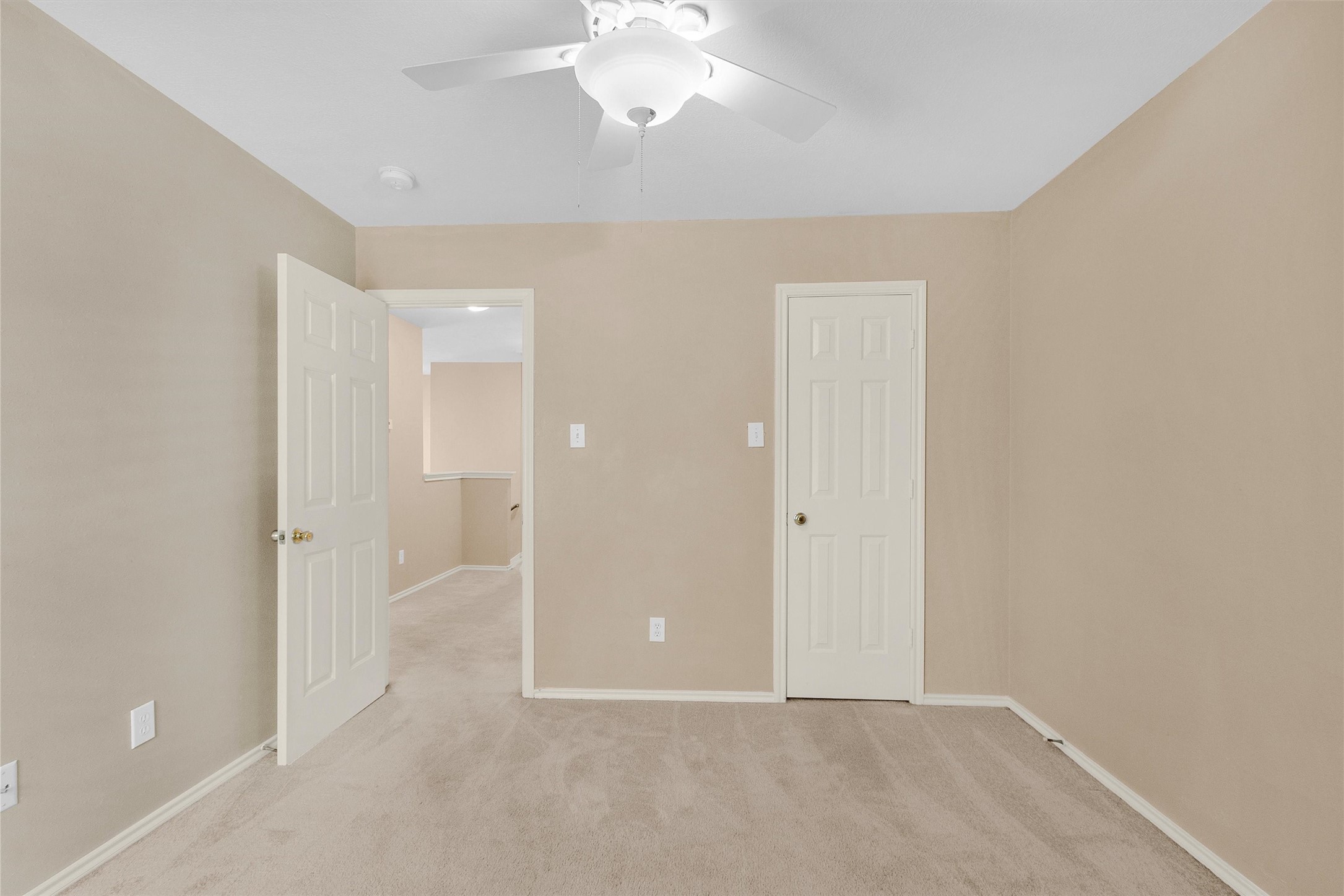 31 N Walden Elms Circle Property Photo 18