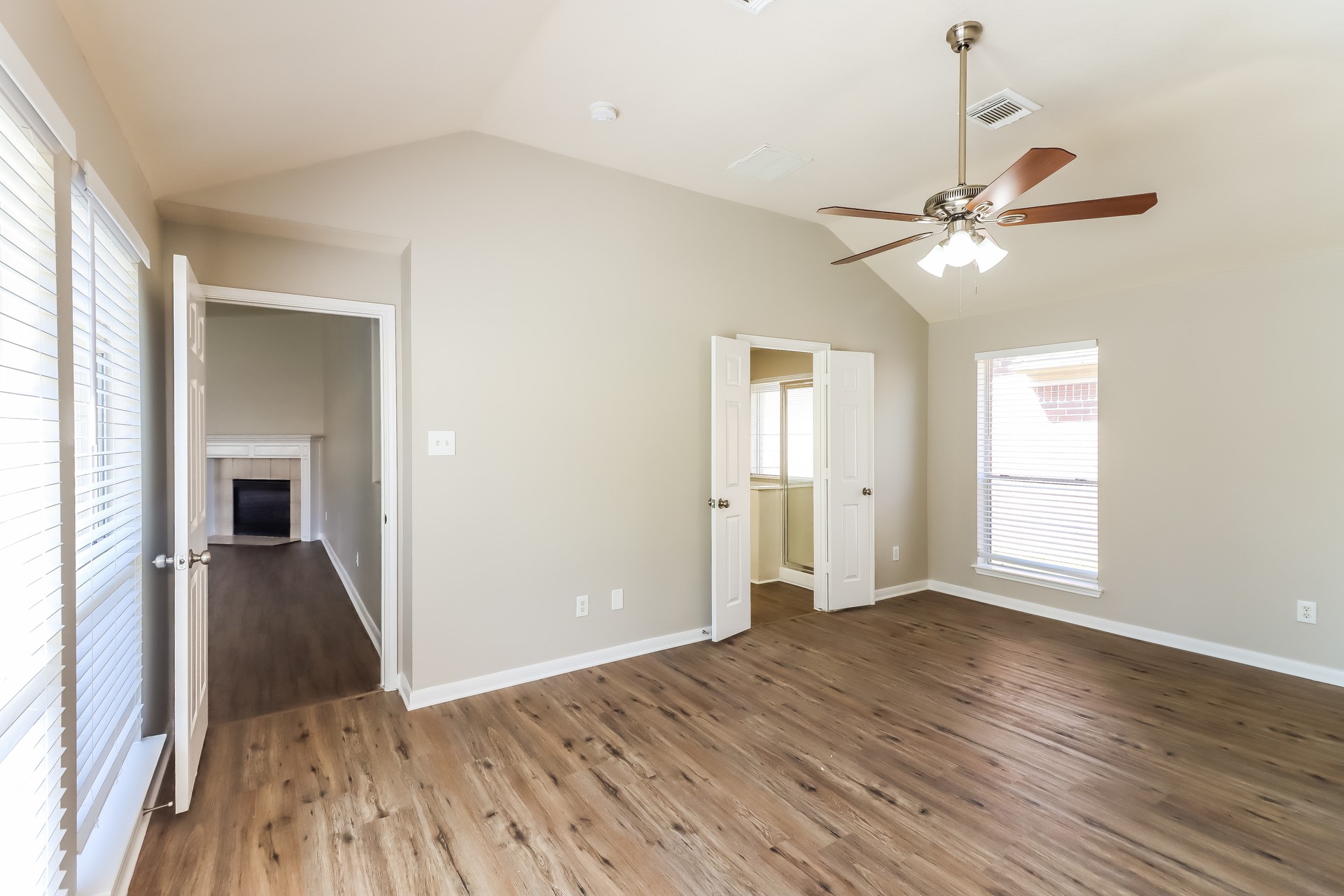 3638 Slocom Drive Property Photo 10