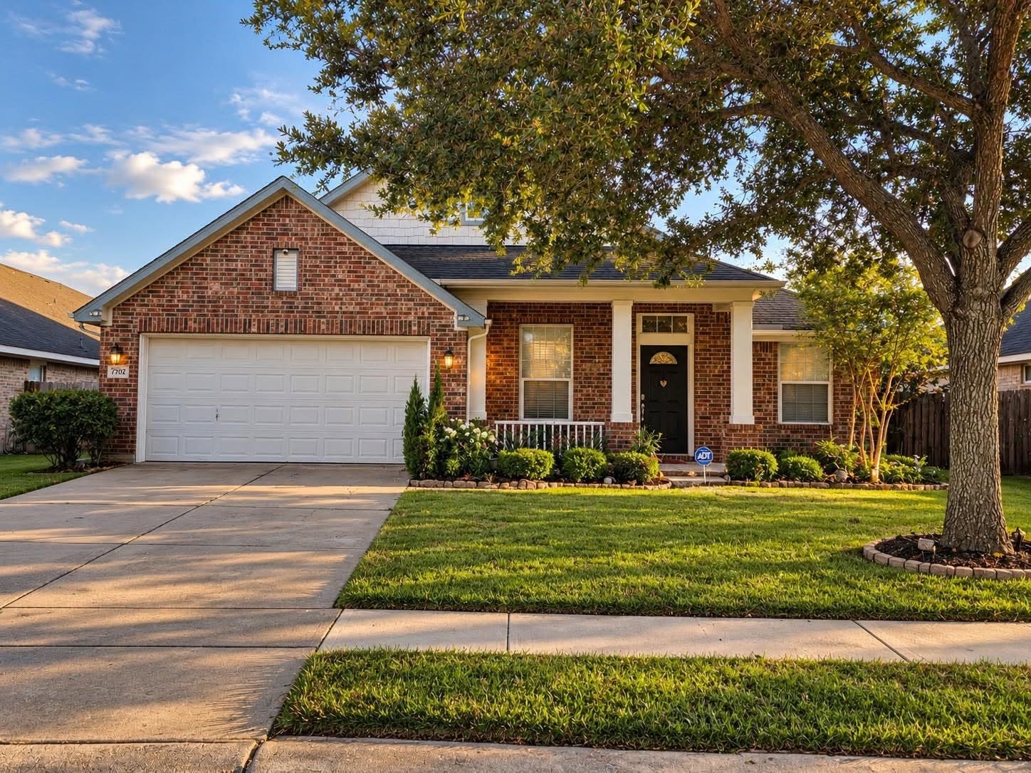 7702 Waterlilly Lane Property Photo 29