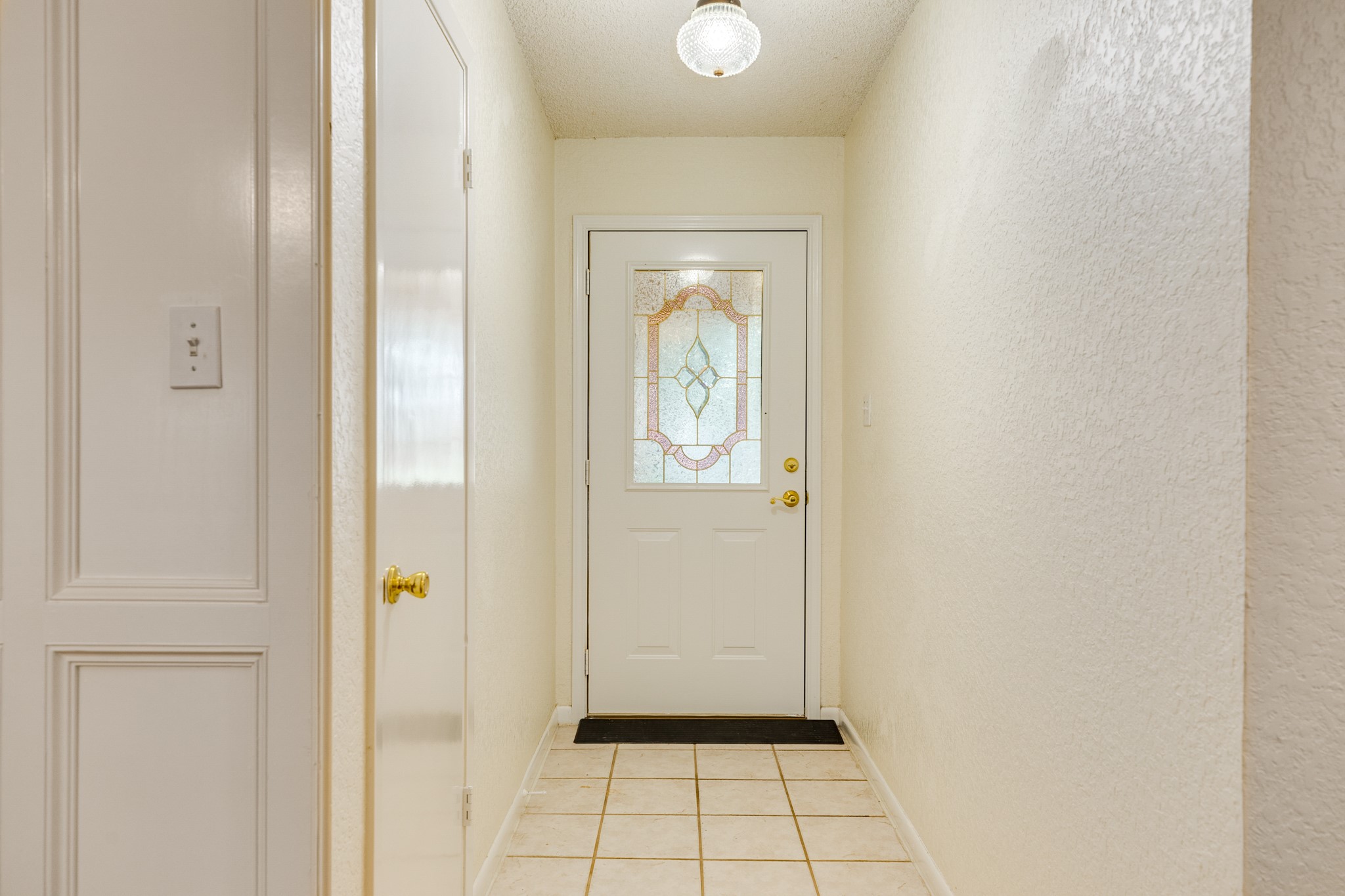 256 Freeman Boulevard Property Photo 5