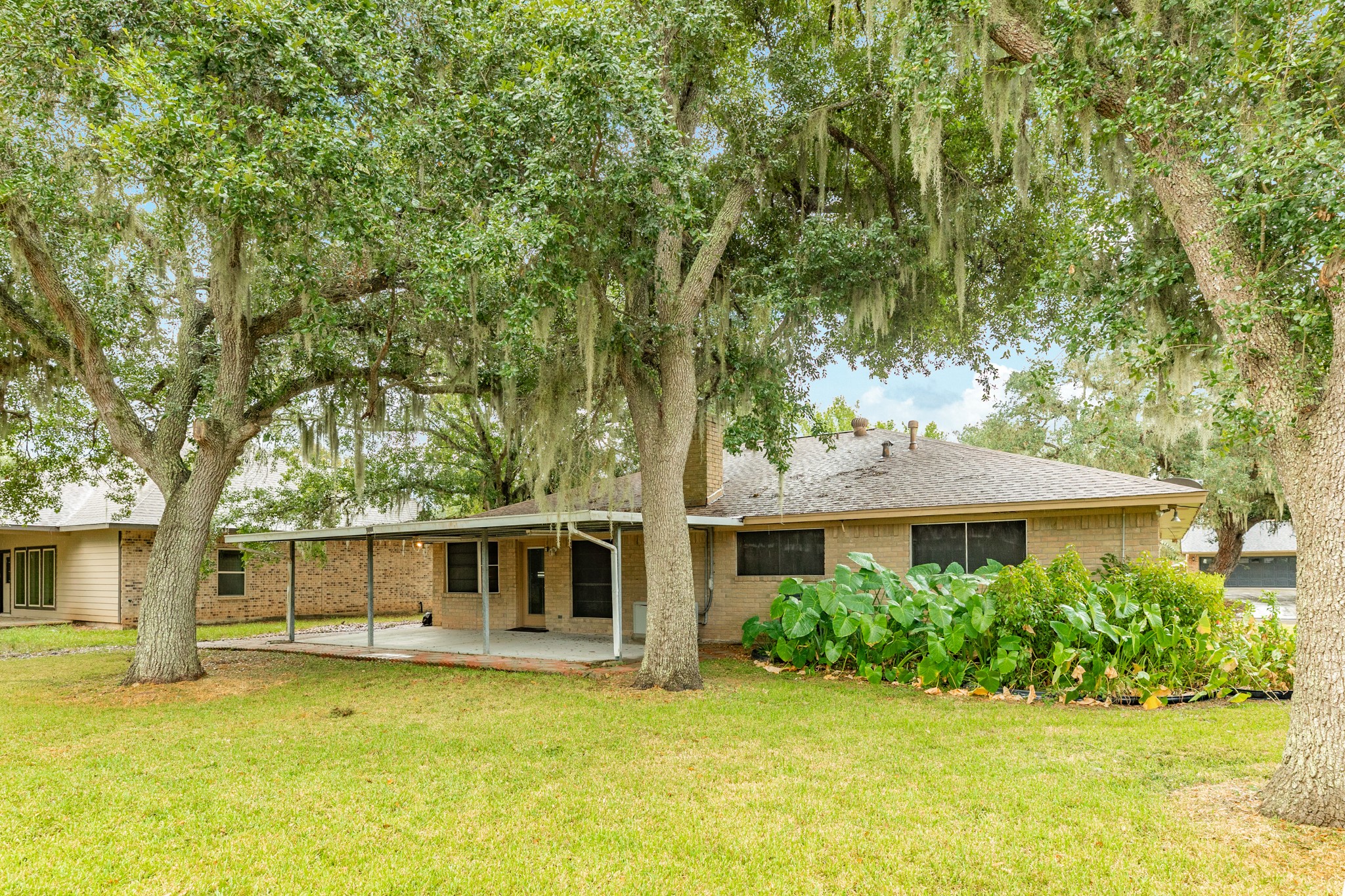 256 Freeman Boulevard Property Photo 23