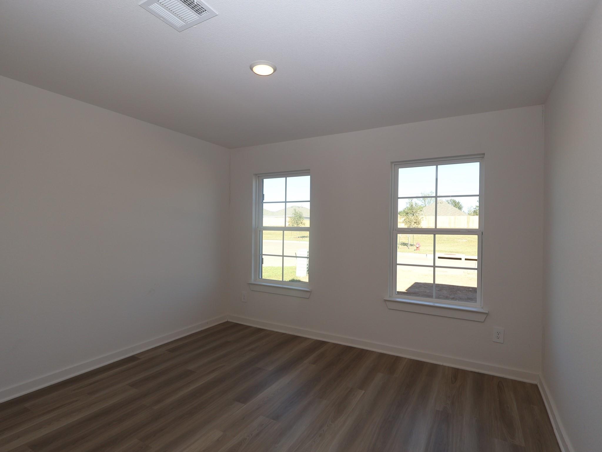 810 Ridgewood Cliffs Court, Willis Tx 77378 Property Photo 8