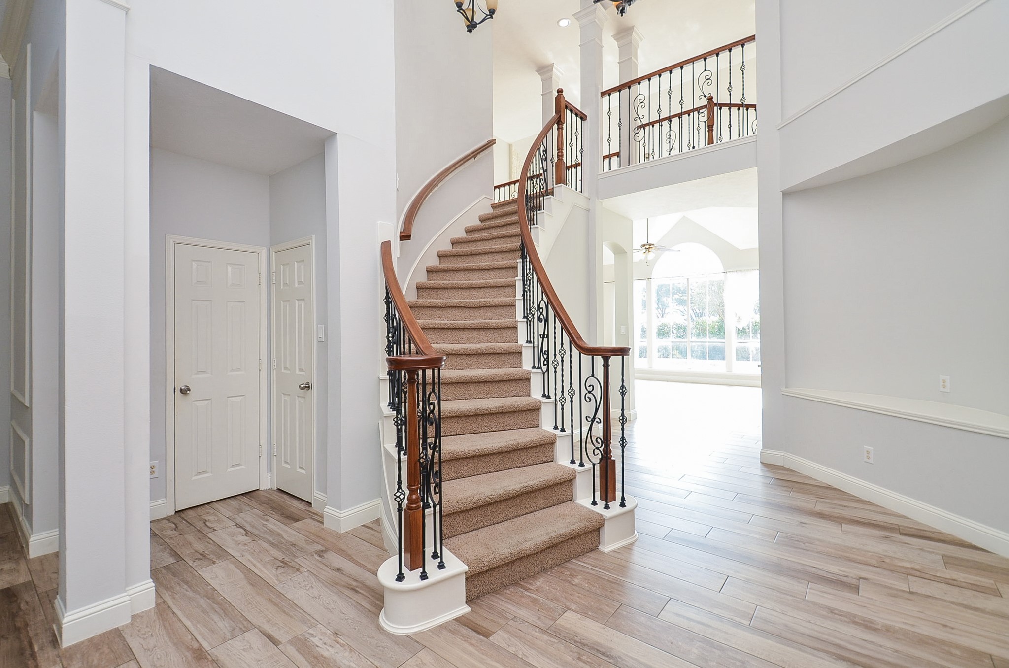 1939 Cornerstone Place Drive Property Photo 4