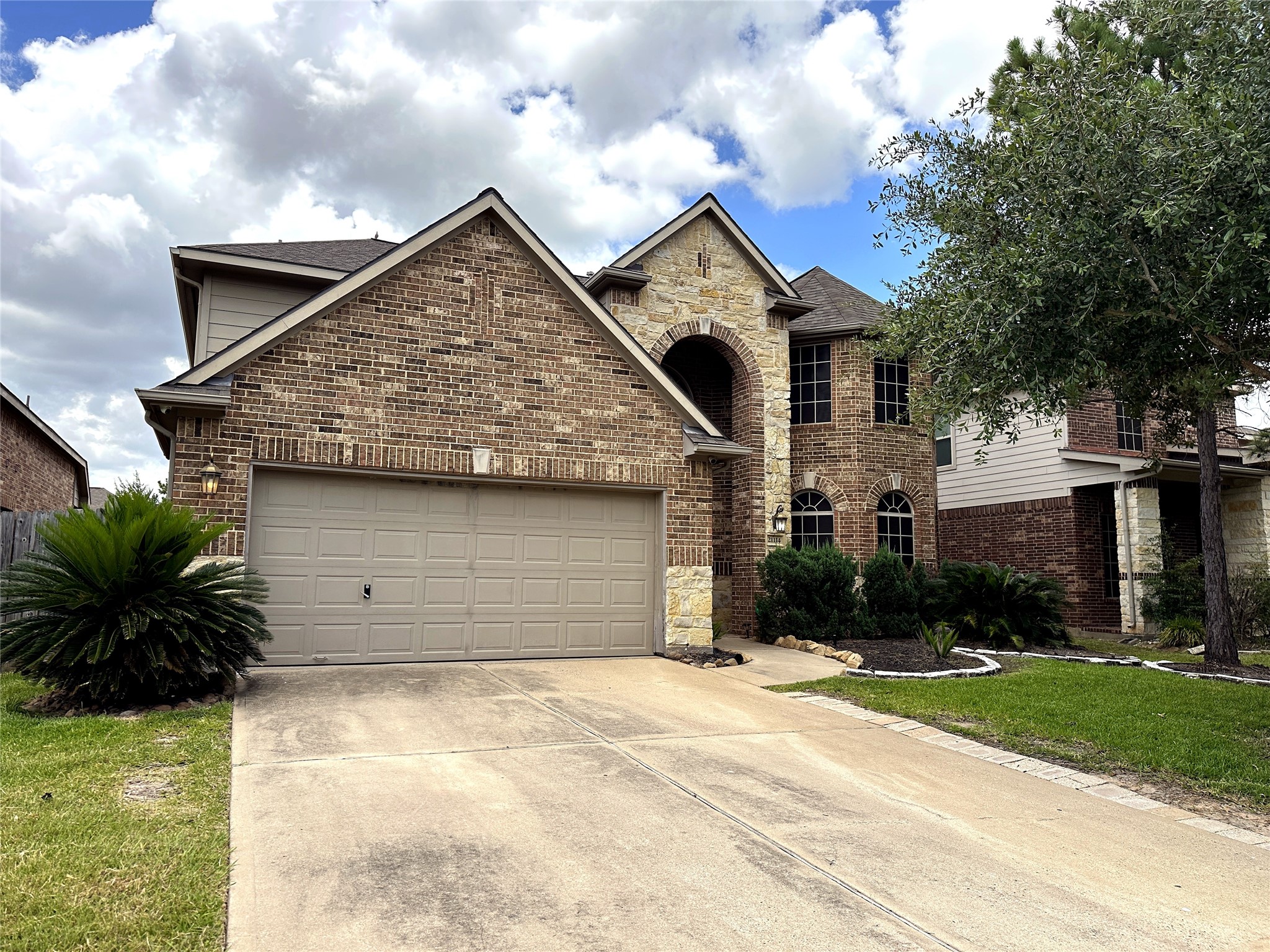 21114 Magnolia Hollow Lane Property Photo 1