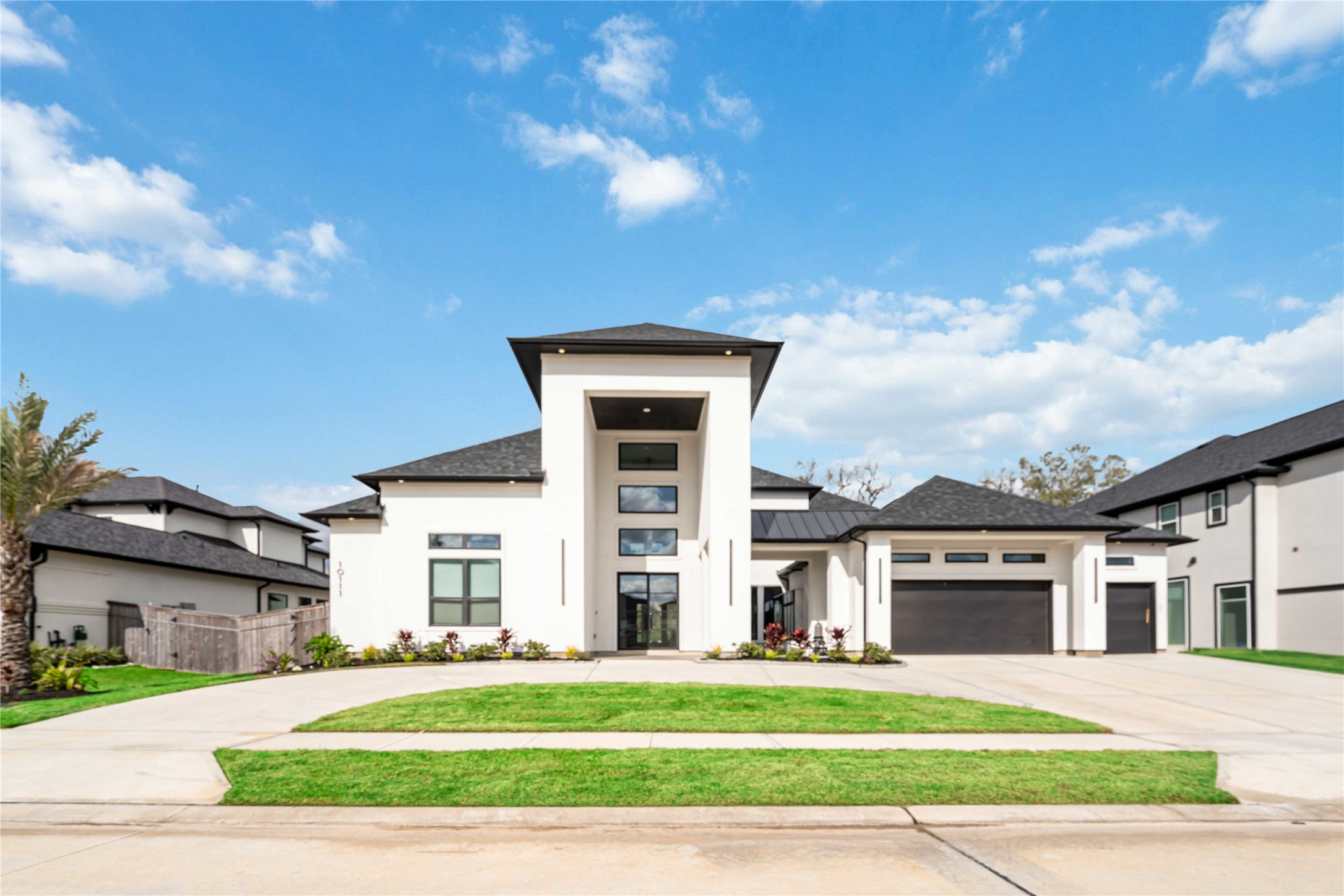10111 Mariner Oaks Drive Property Photo