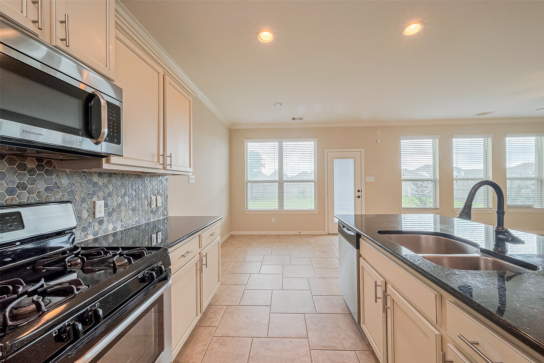 20619 Cactus Lake Lane Lane Property Photo 7