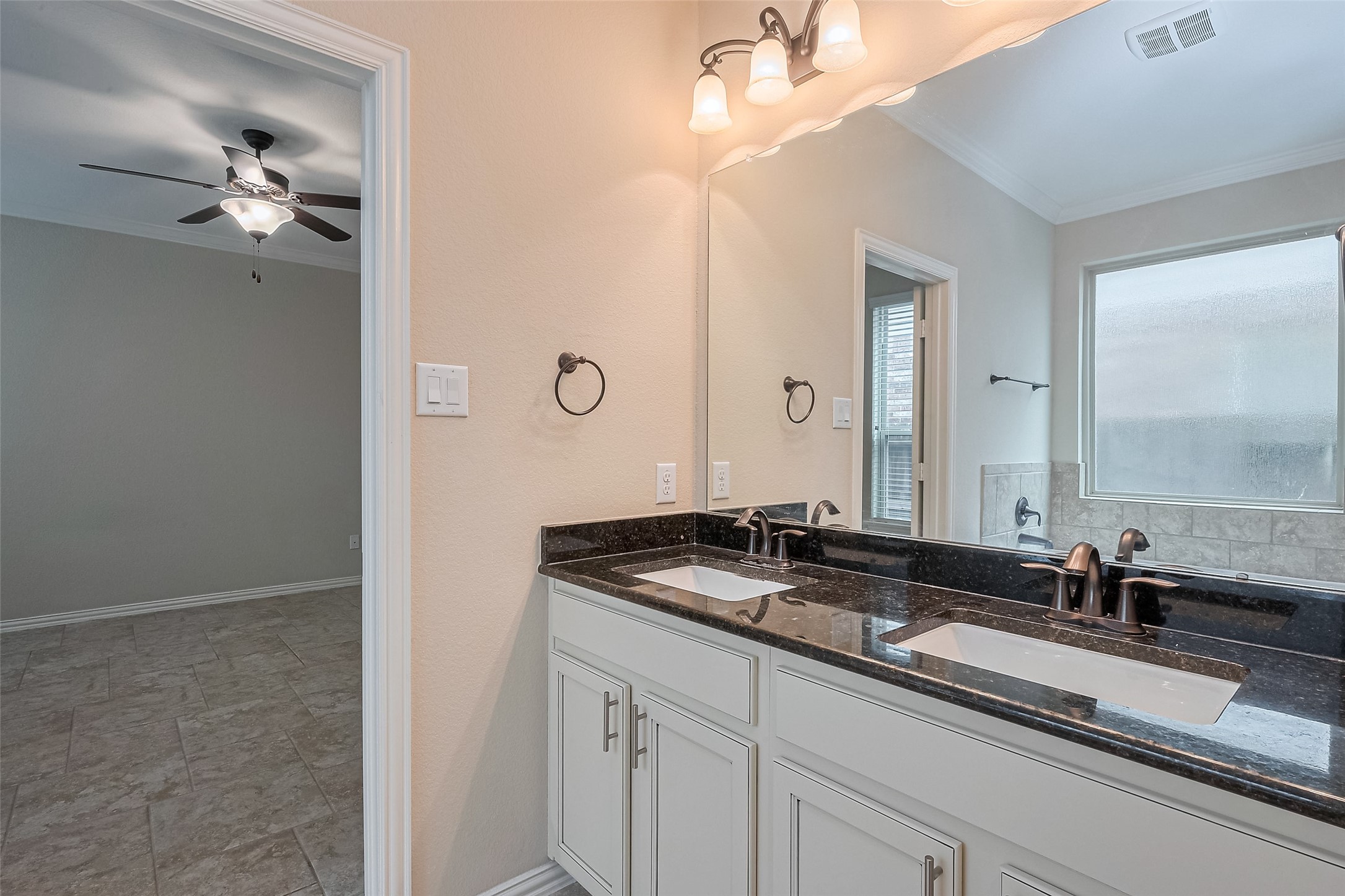 20619 Cactus Lake Lane Lane Property Photo 15