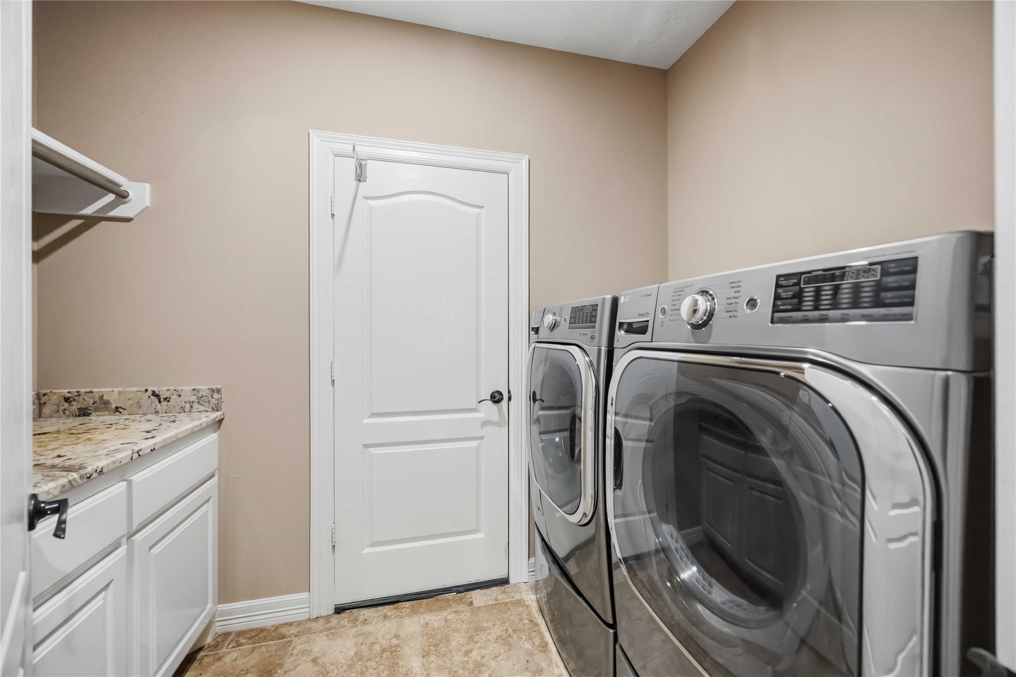 21015 Angus Drive Property Photo 28