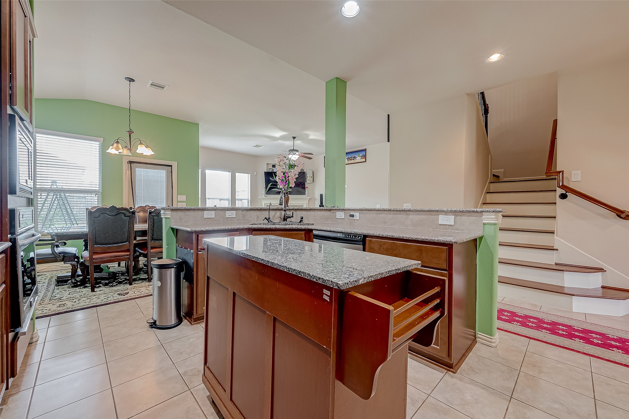 5626 Jay Thrush Drive Property Photo 15
