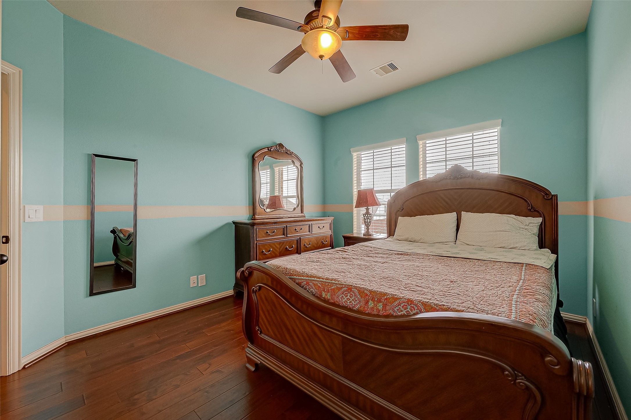 5626 Jay Thrush Drive Property Photo 39