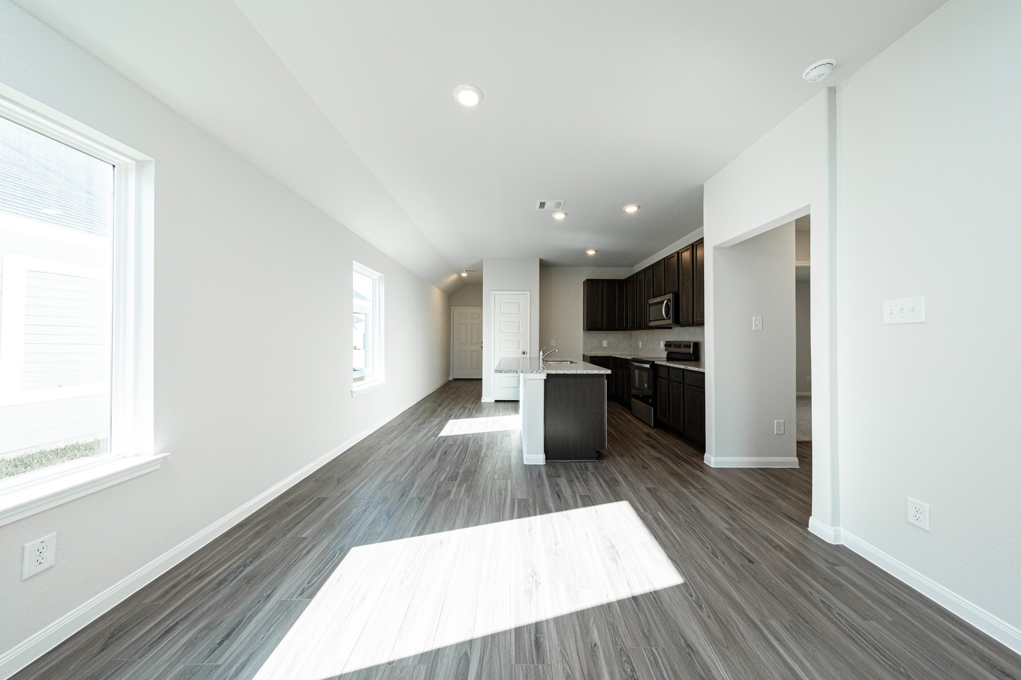 8115 Vanilla Orchid Drive Property Photo 5