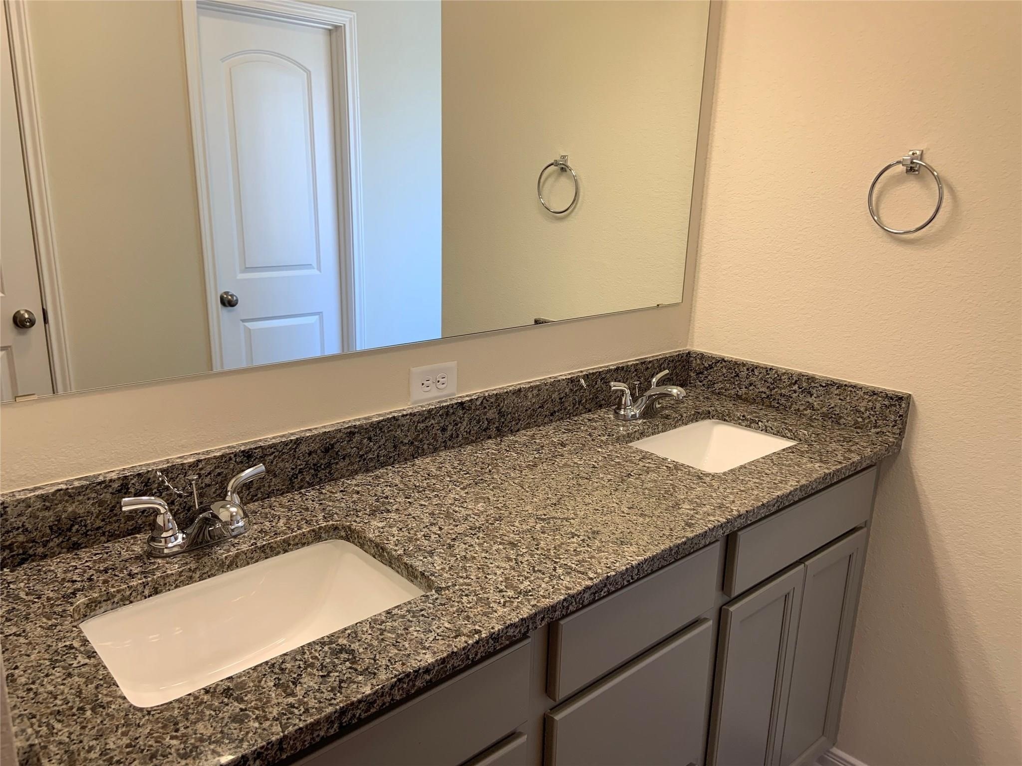 139 Bates Court Property Photo 14