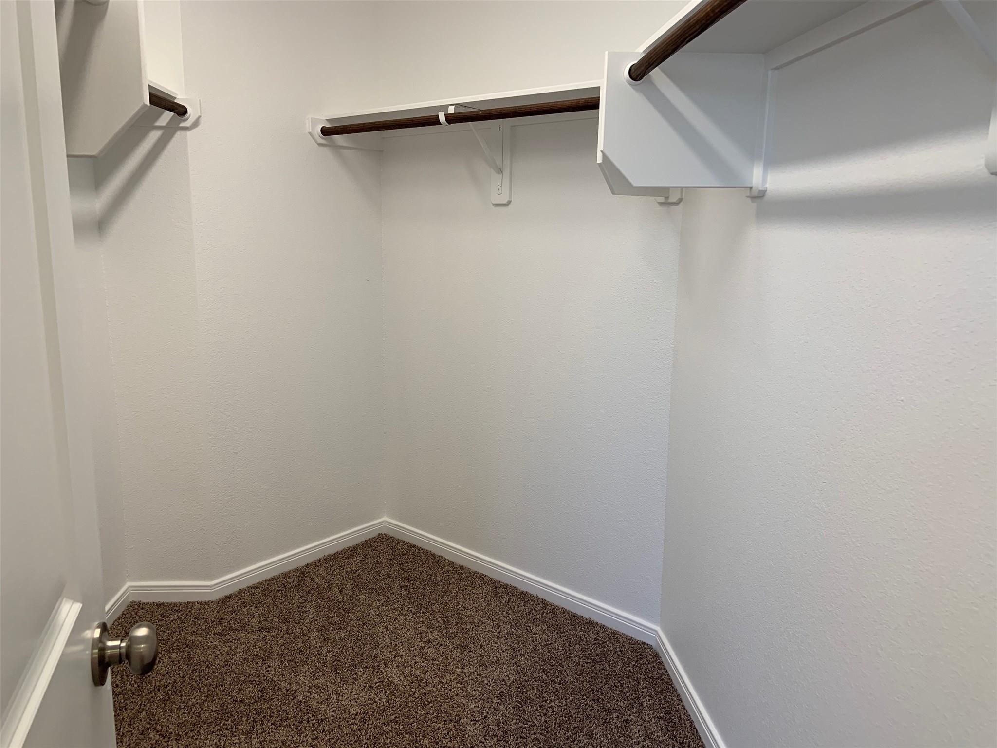139 Bates Court Property Photo 16