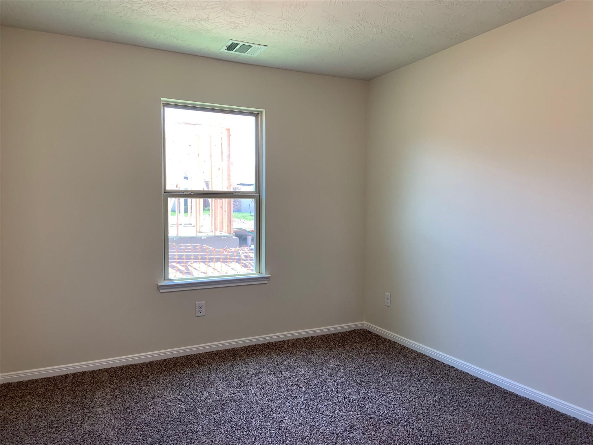 139 Bates Court Property Photo 17
