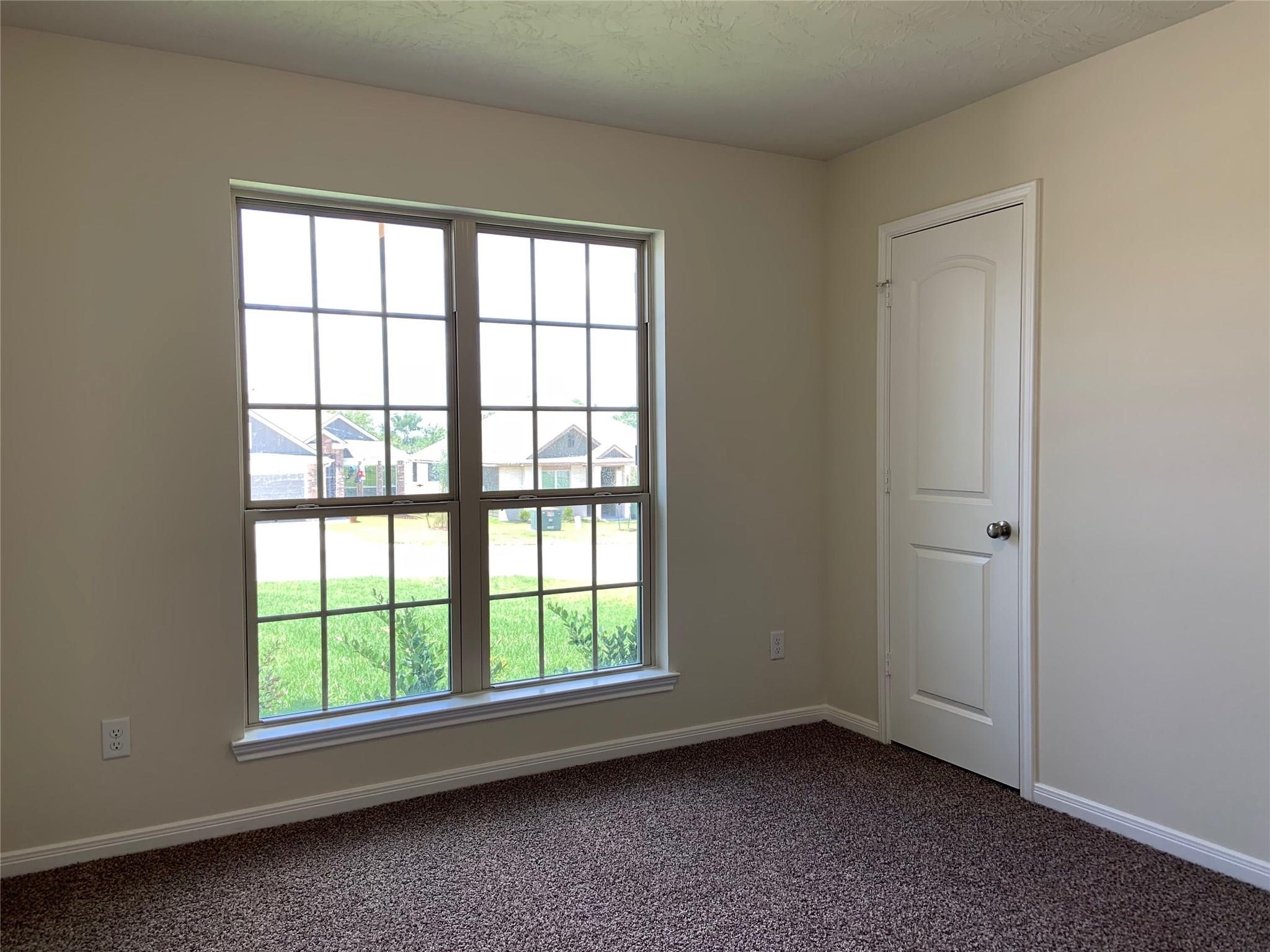 139 Bates Court Property Photo 18