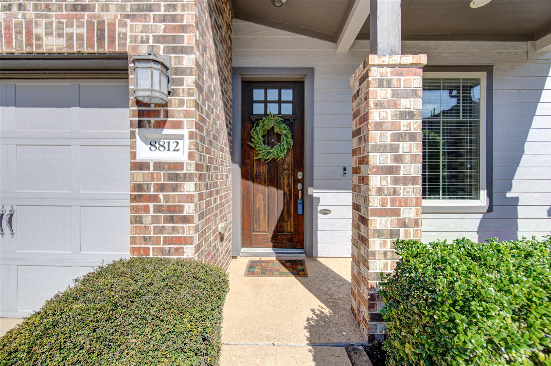 8812 Narrow Leaf Street Property Photo 3