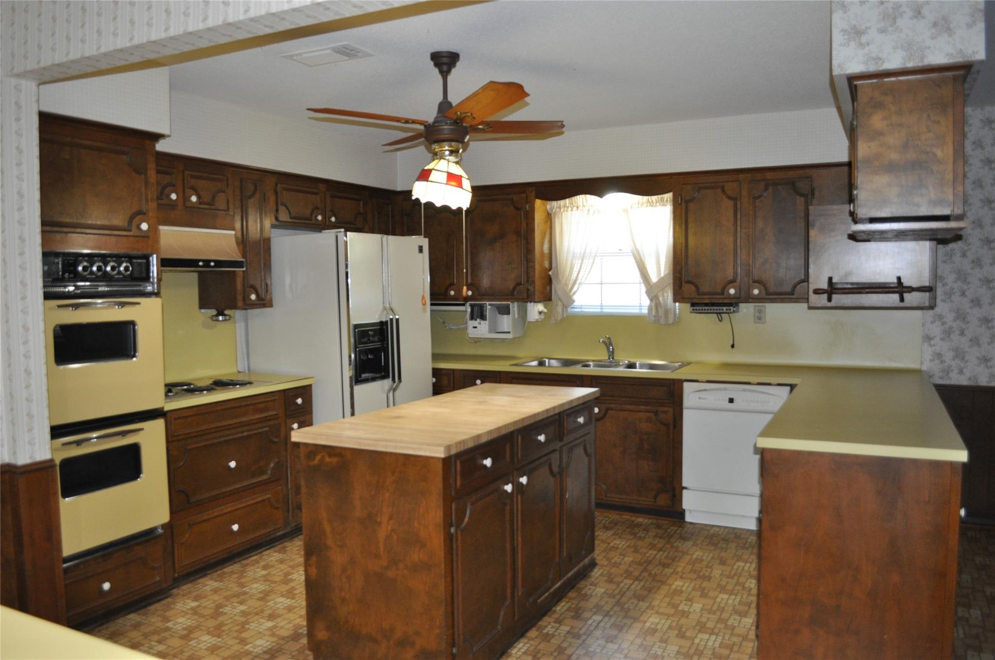 1713 Woody Lane, Sealy Tx 77474 Property Photo 23