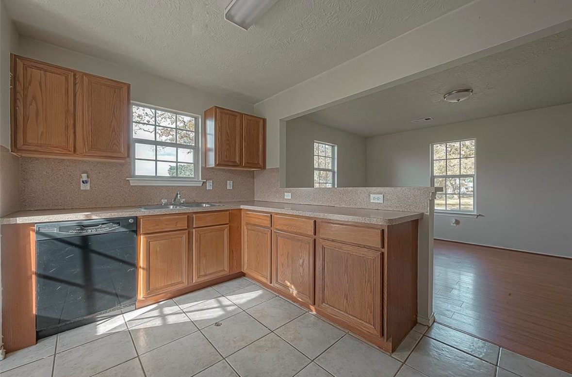 1512 Bayou Drive Property Photo 9
