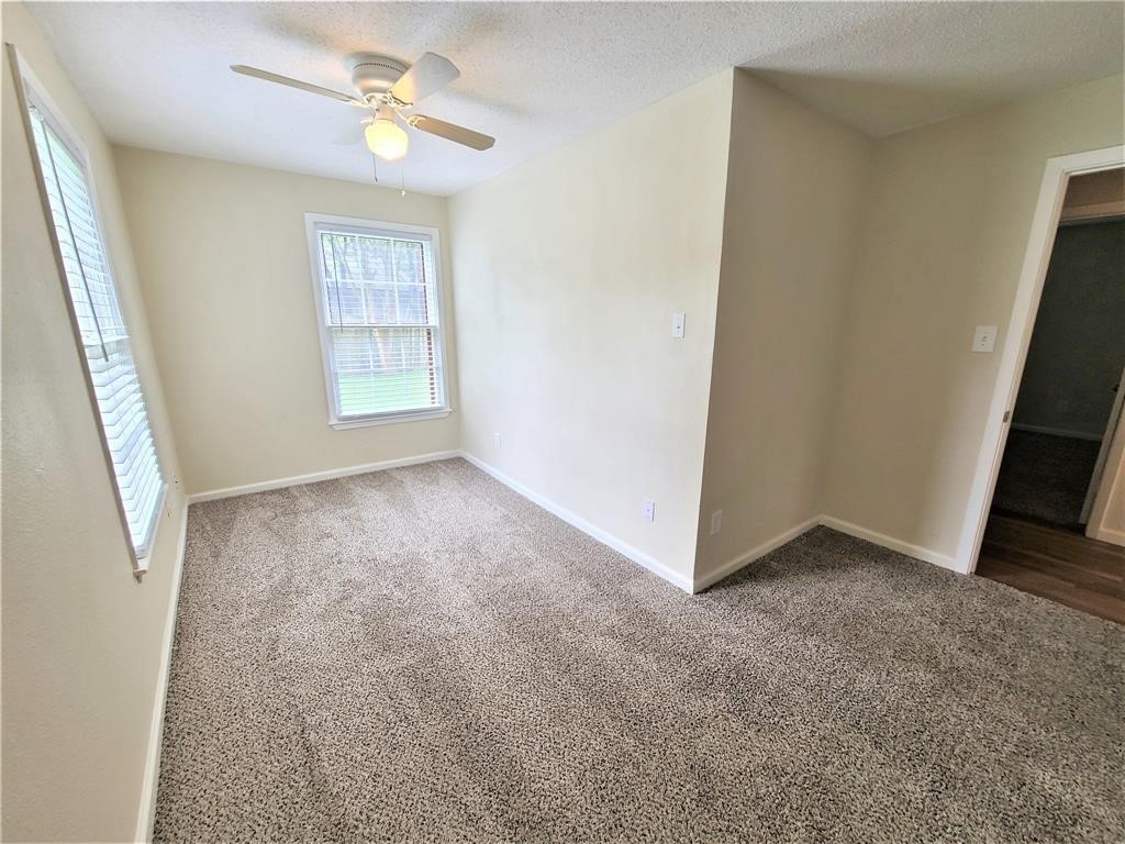503 Riveredge Drive Property Photo 9