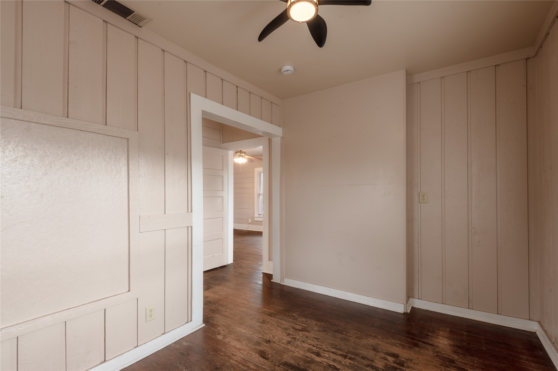 707 Avenue J Property Photo 13