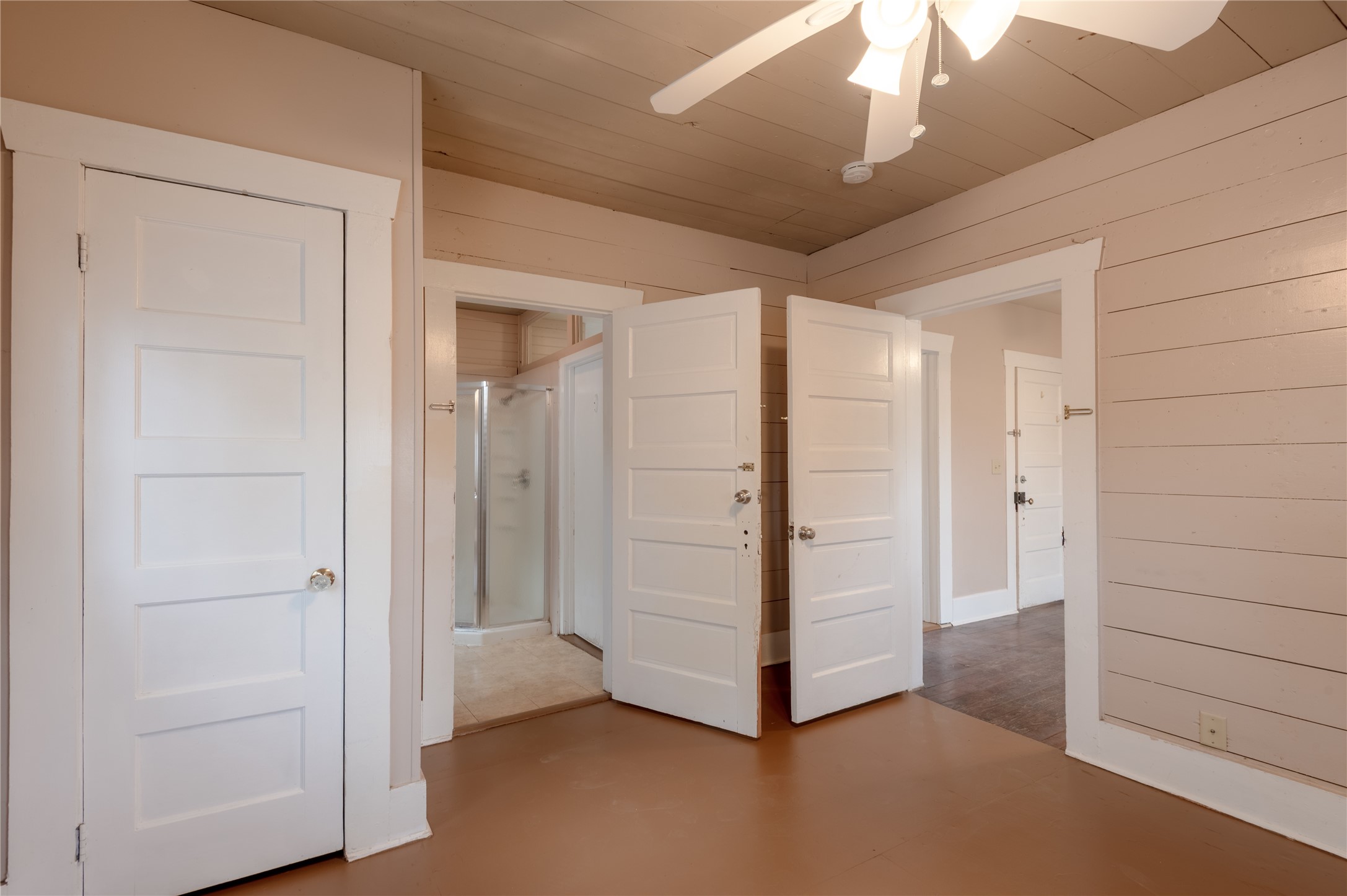 707 Avenue J Property Photo 23