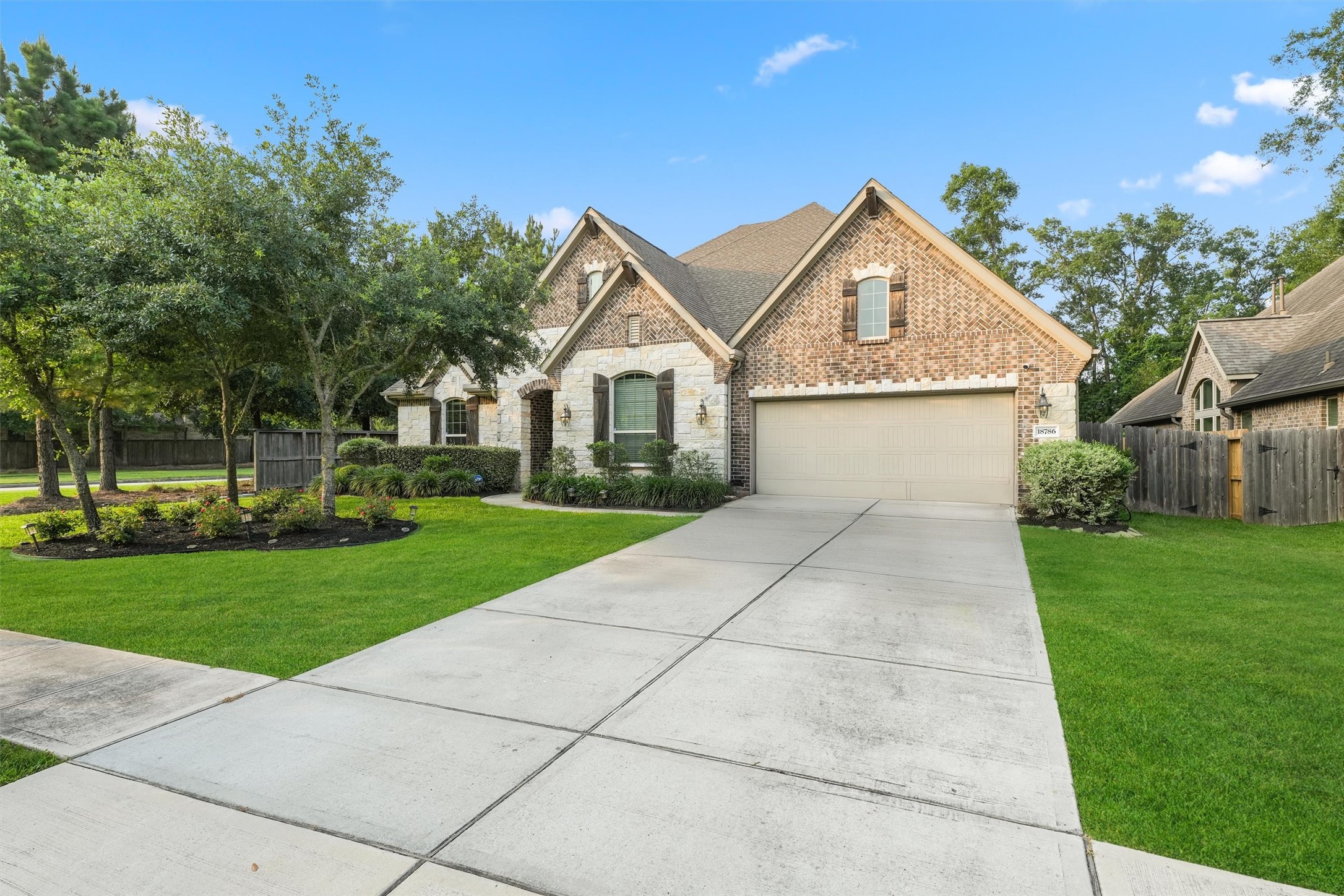 18786 Monetta Drive Property Photo