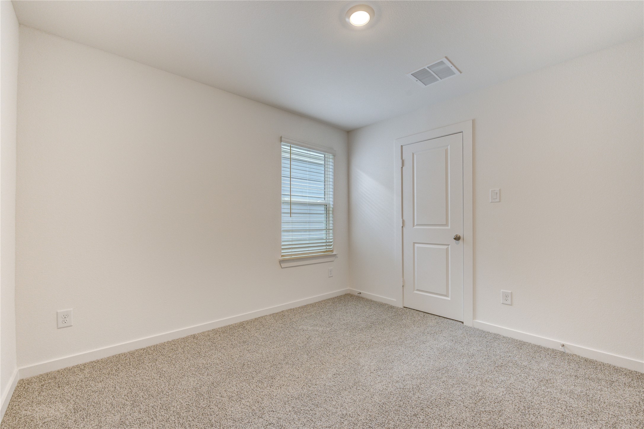 3550 Lovebird Lane Property Photo 17