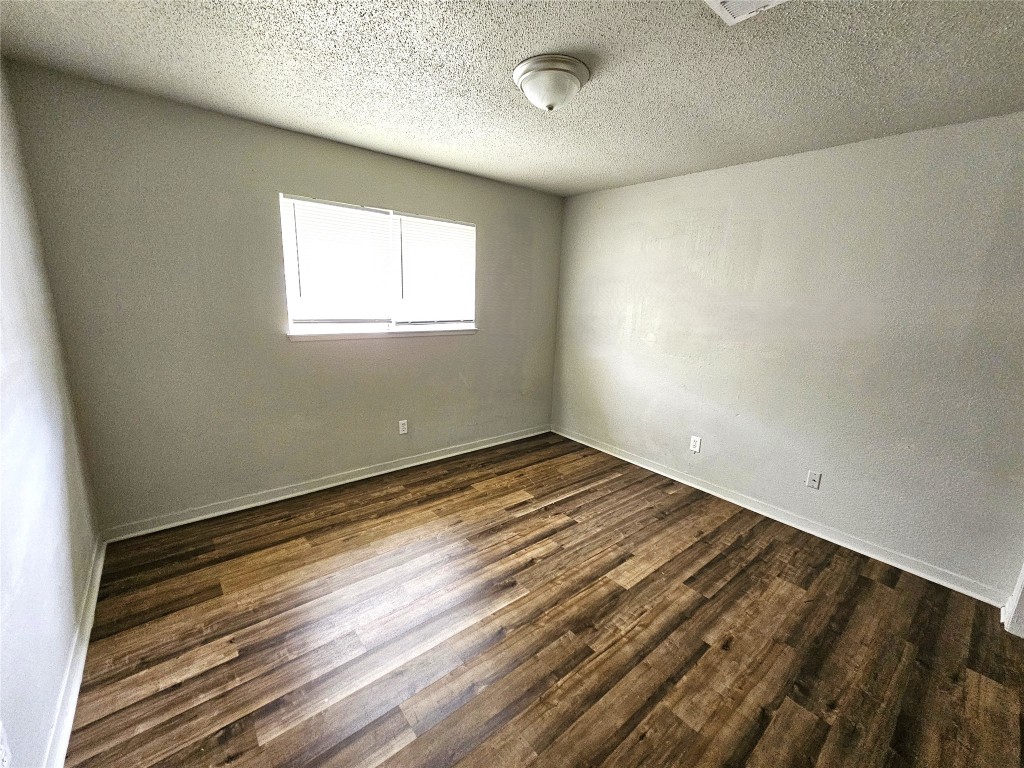 2421 16th Avenue N Property Photo 10