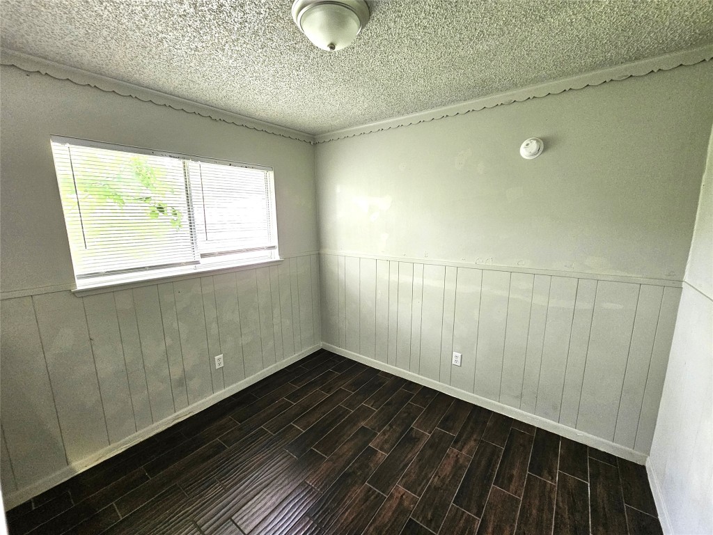 2421 16th Avenue N Property Photo 14