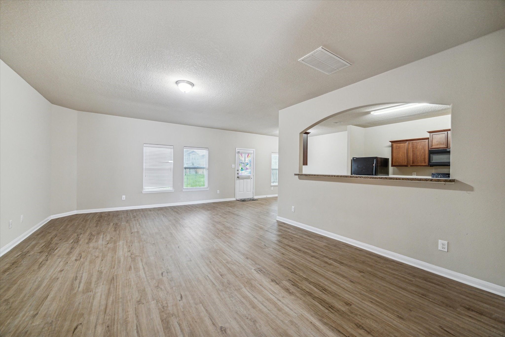 5827 Golden Cove Road Property Photo 2