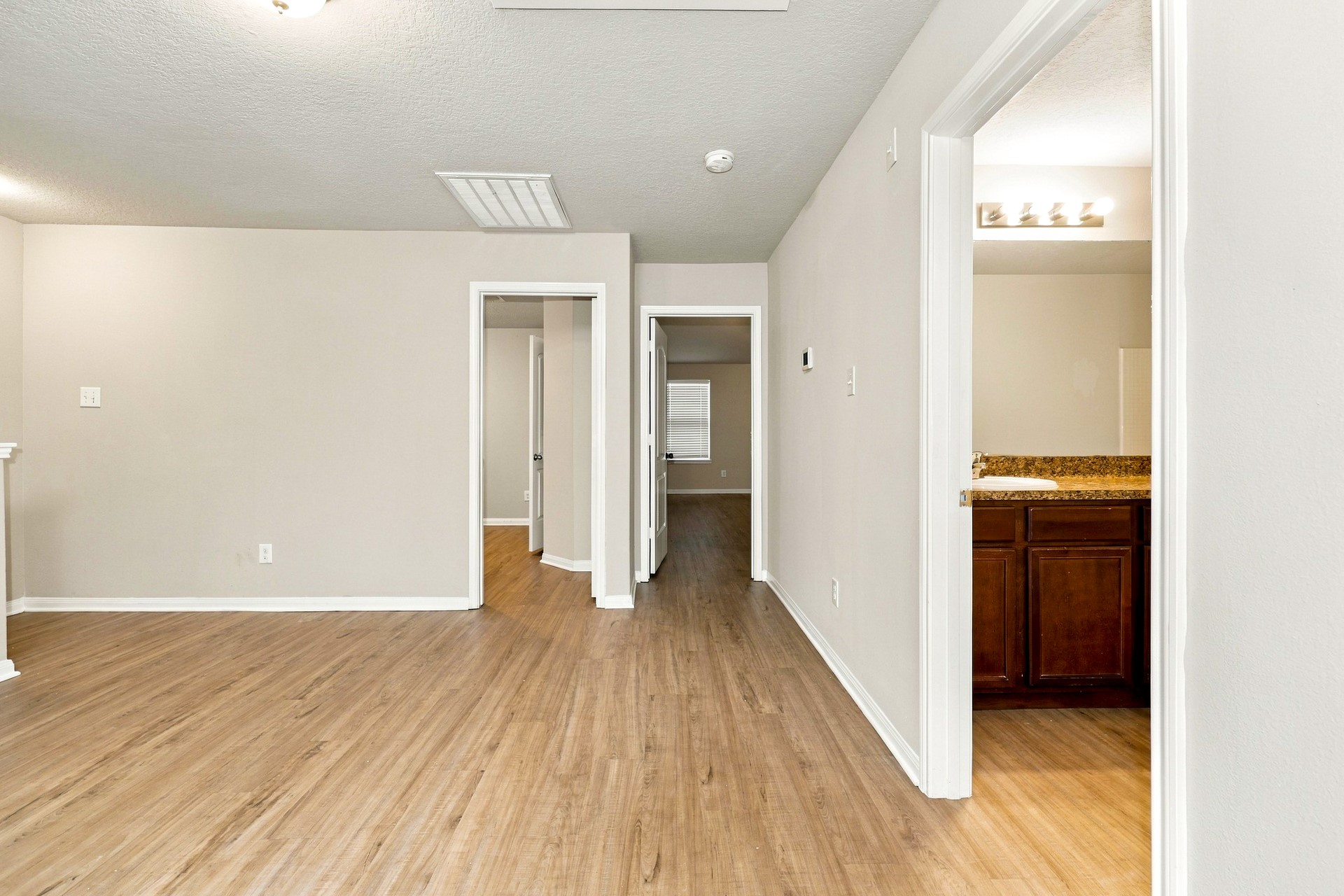 5827 Golden Cove Road Property Photo 11