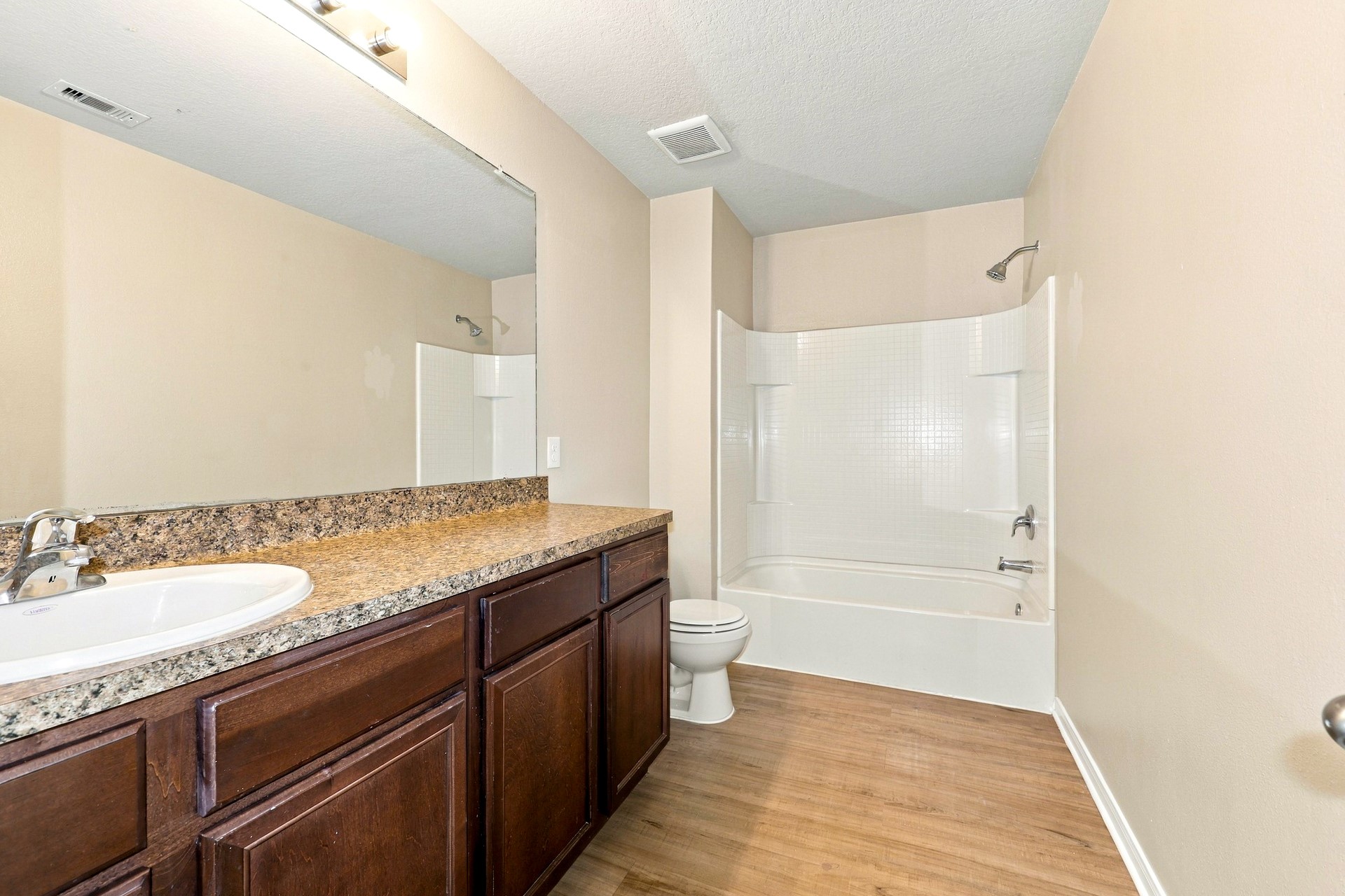 5827 Golden Cove Road Property Photo 13