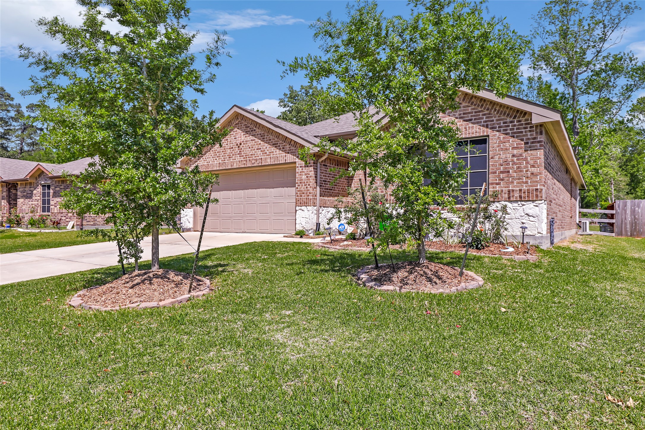 402 Rocky Ridge Drive Property Photo 1