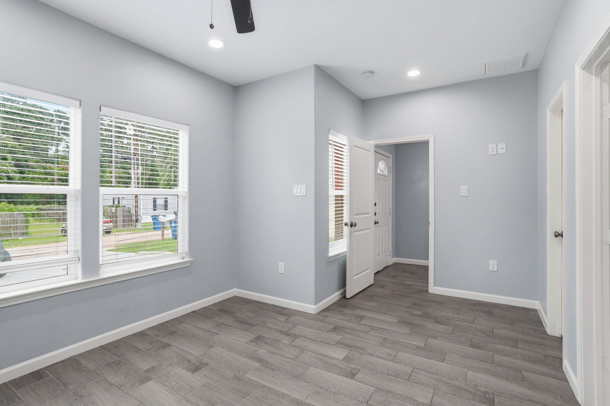 16919 Balmoral Property Photo 20